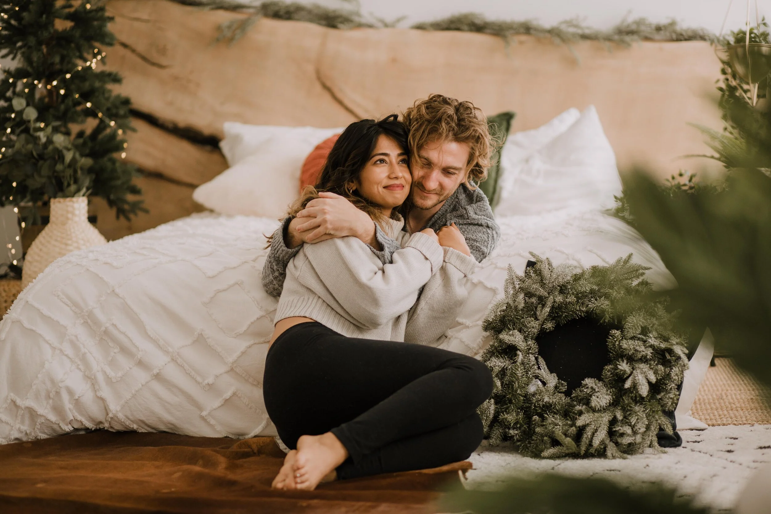GH Photography Intimate Festive Holiday Couples Session-20.jpg