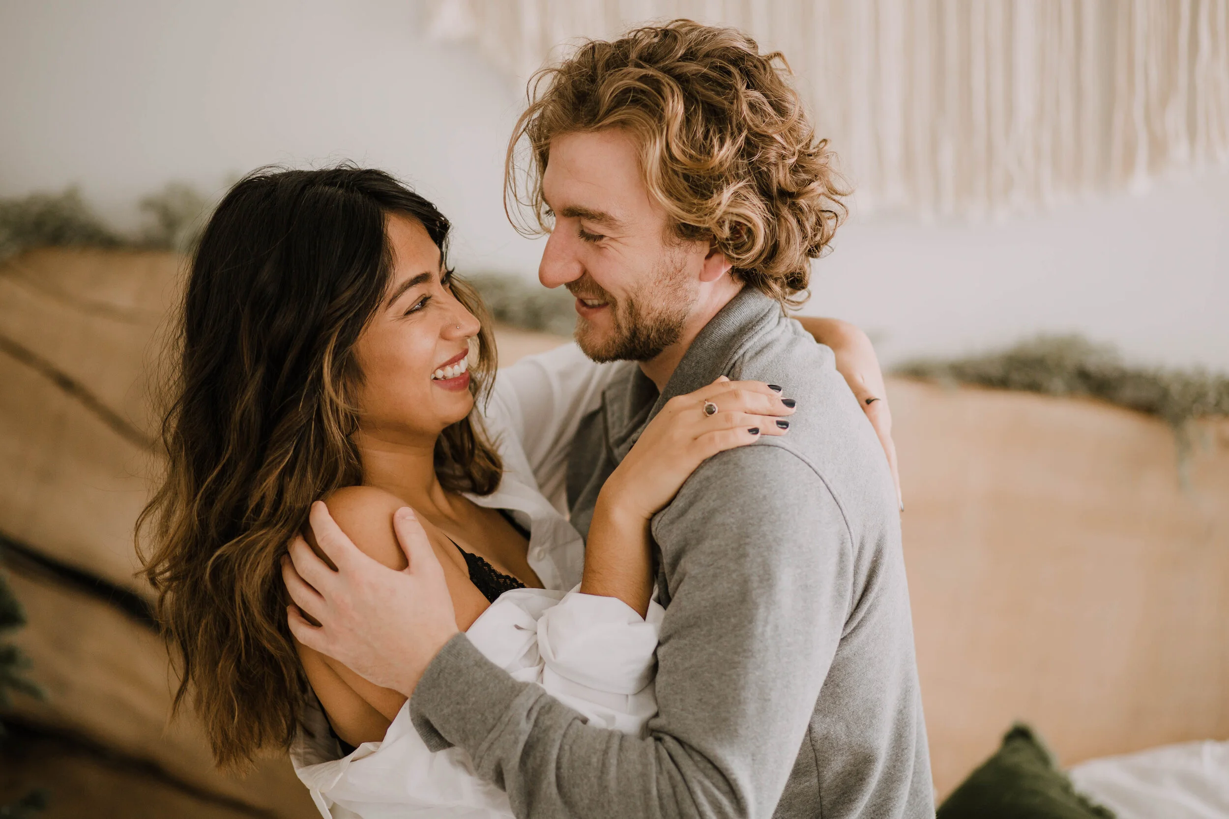 GH Photography Intimate Festive Holiday Couples Session-28.jpg