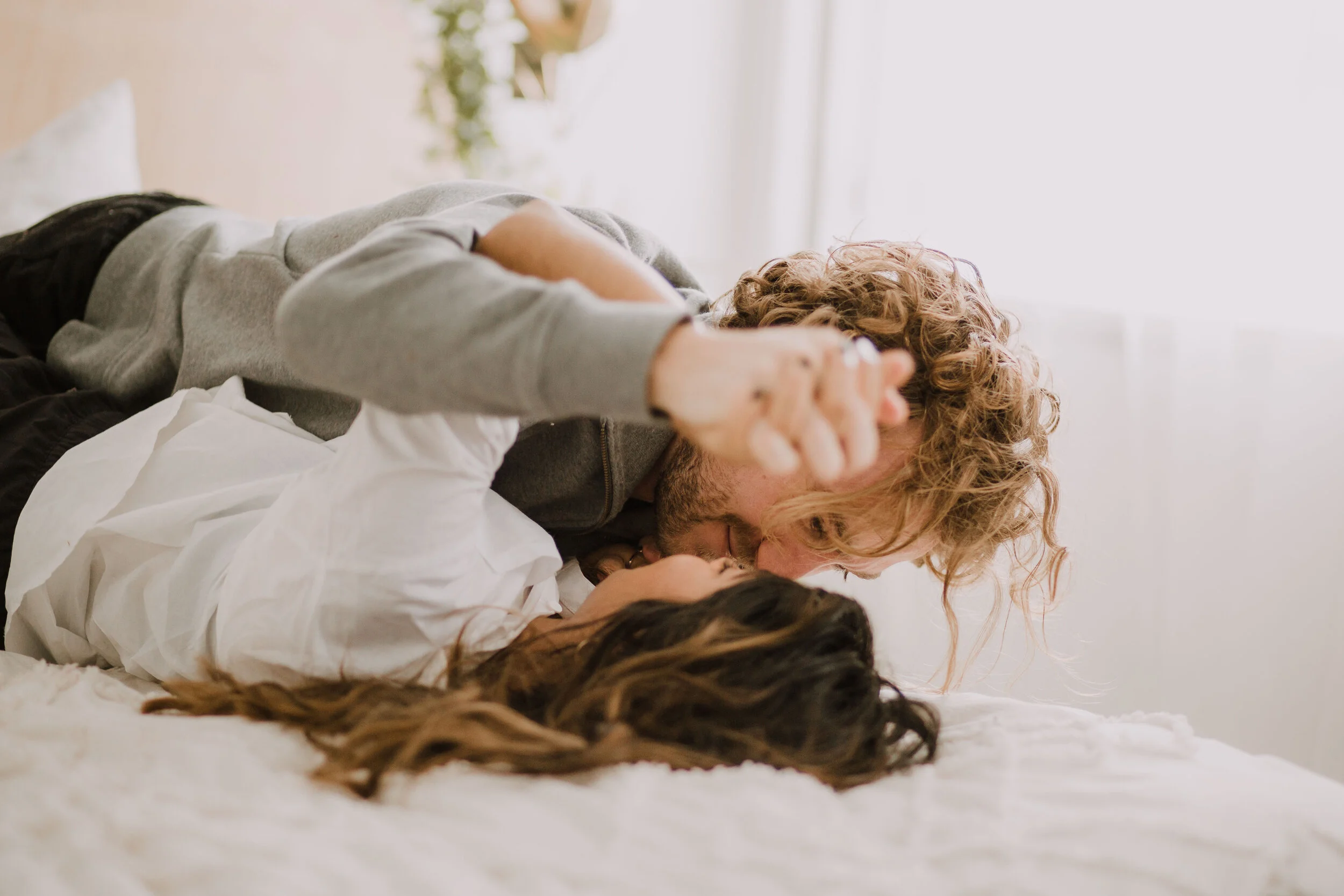 GH Photography Intimate Festive Holiday Couples Session-32.jpg