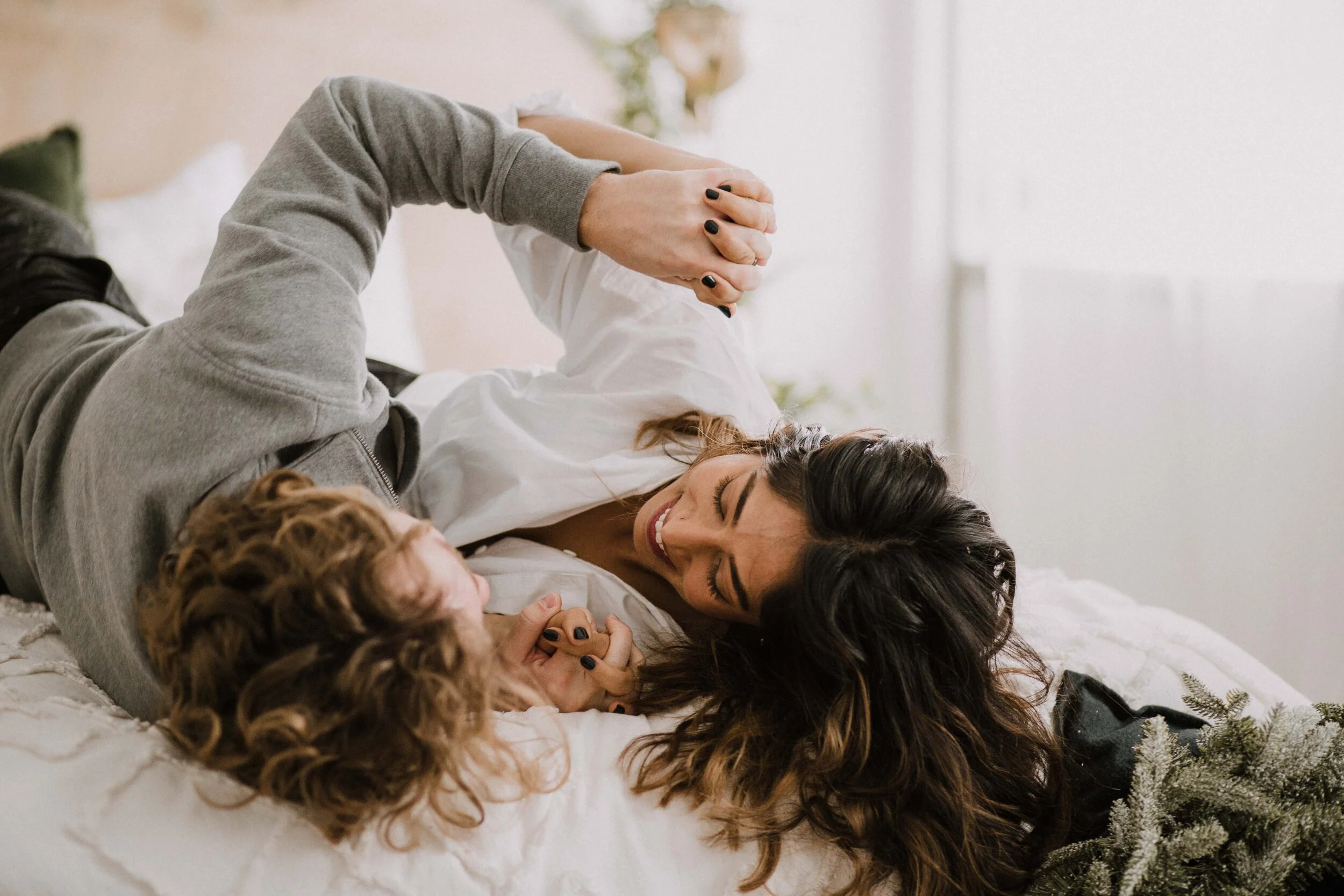 GH Photography Intimate Festive Holiday Couples Session-36.jpg