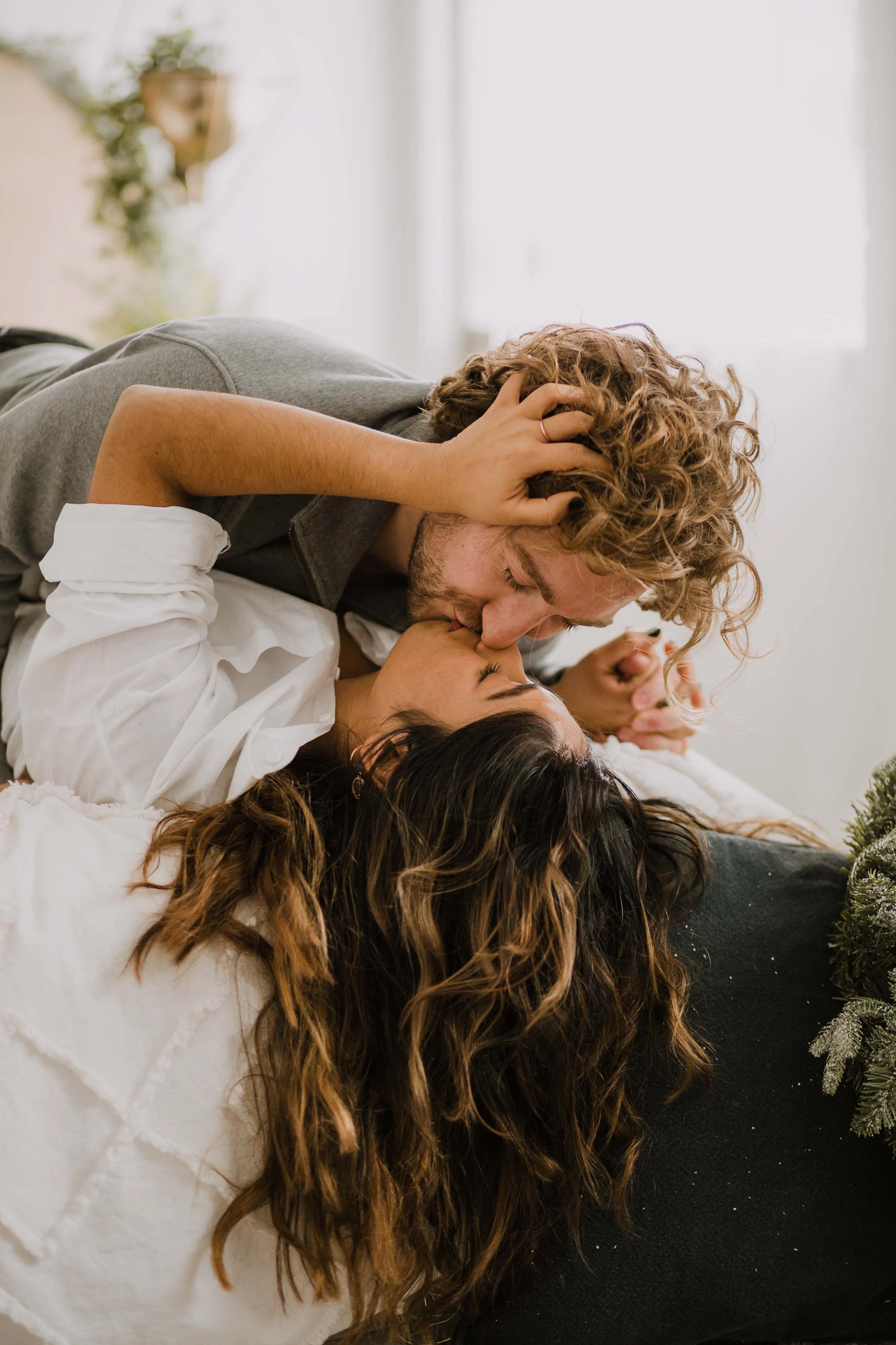 GH Photography Intimate Festive Holiday Couples Session-38.jpg