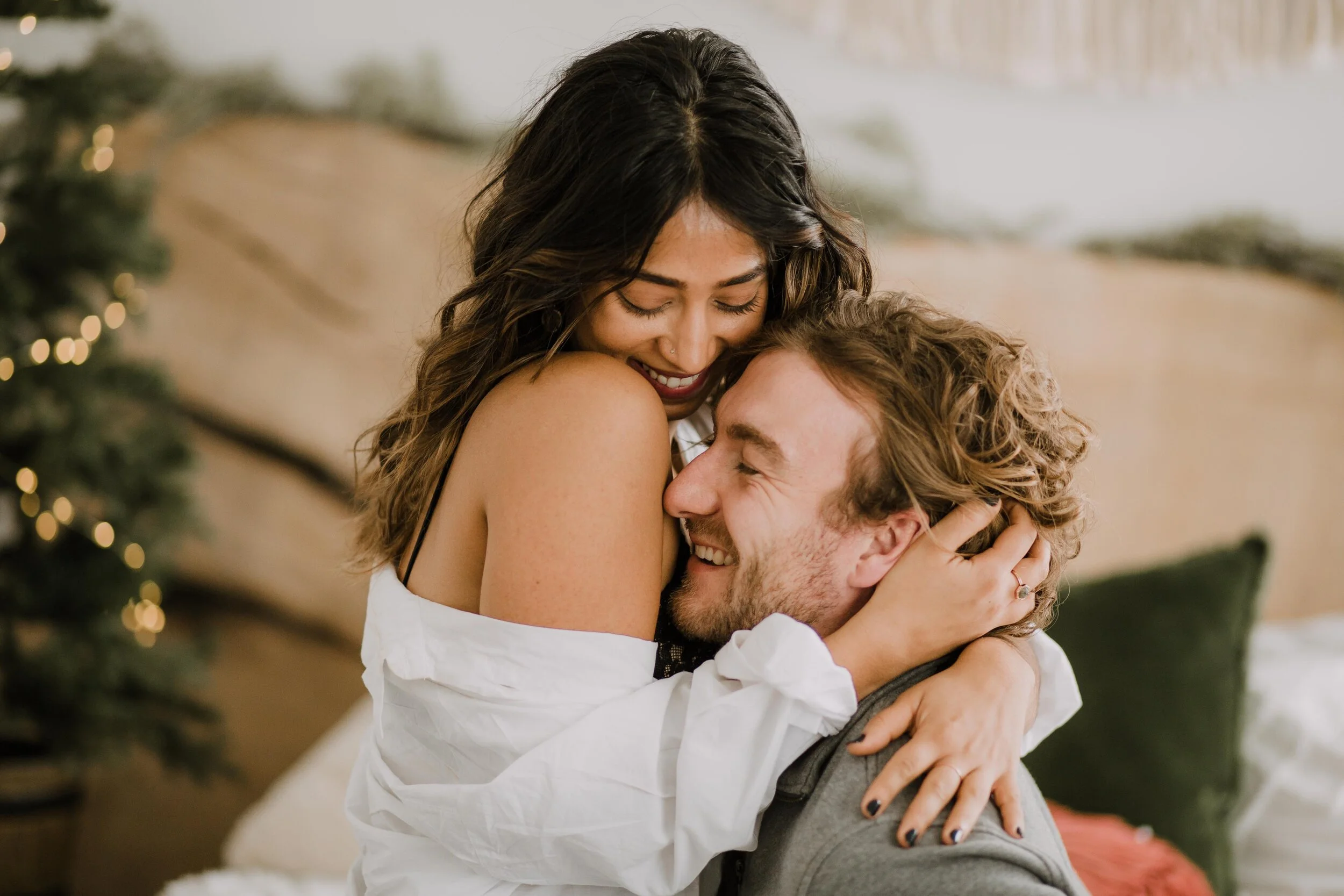 GH Photography Intimate Festive Holiday Couples Session-40.jpg