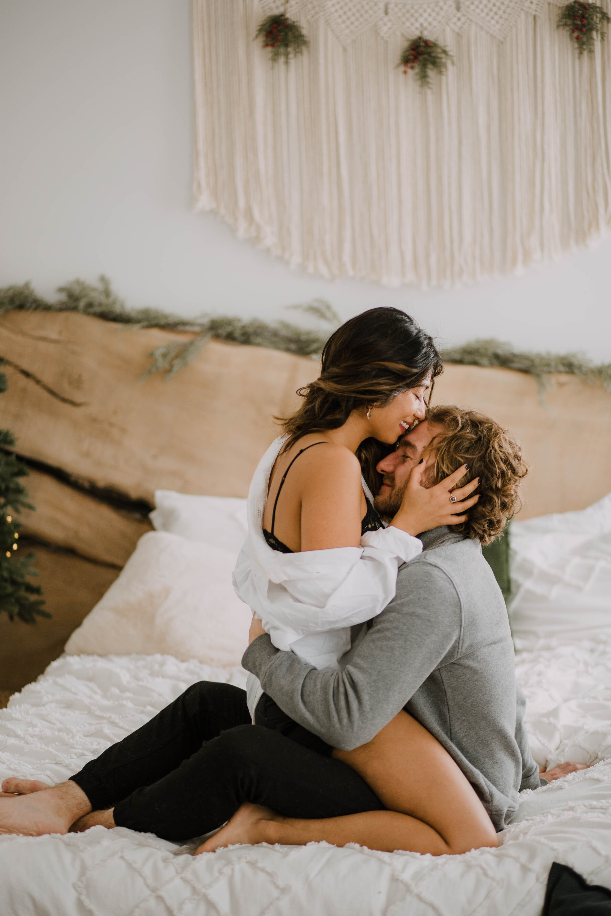 GH Photography Intimate Festive Holiday Couples Session-44.jpg
