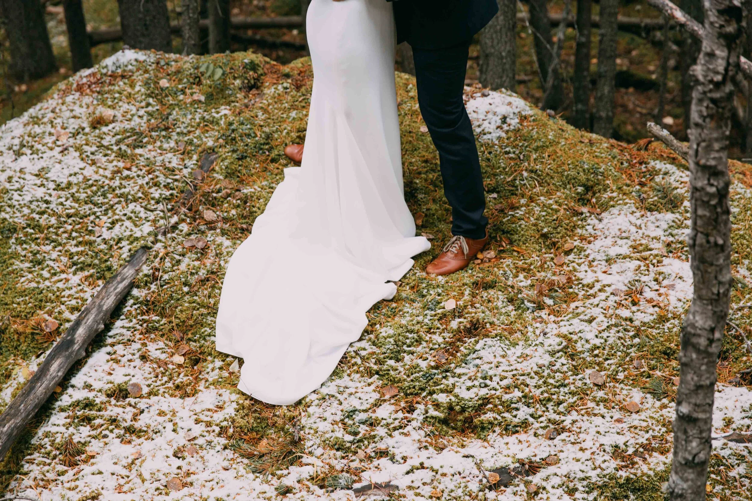 GH Photography Lake Minnewanka Bridal Formals Session-25.jpg