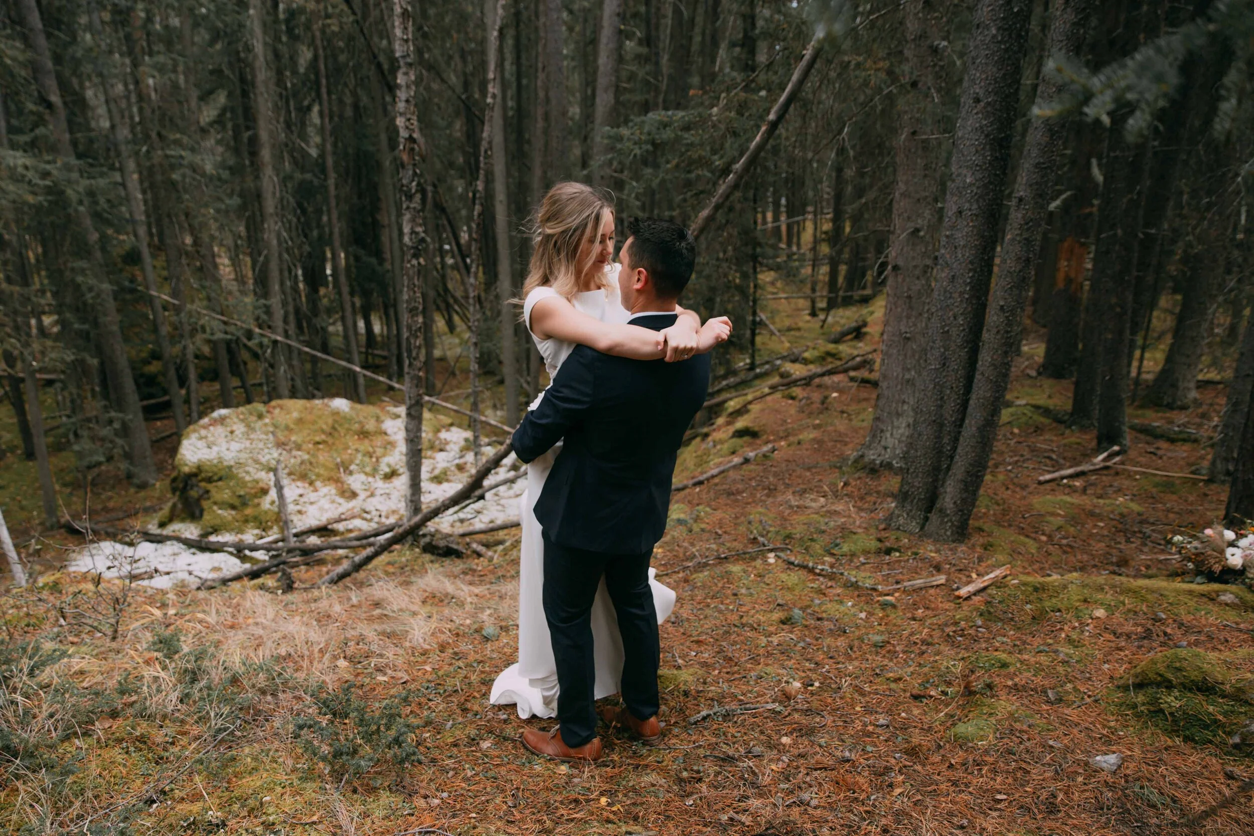 GH Photography Lake Minnewanka Bridal Formals Session-29.jpg