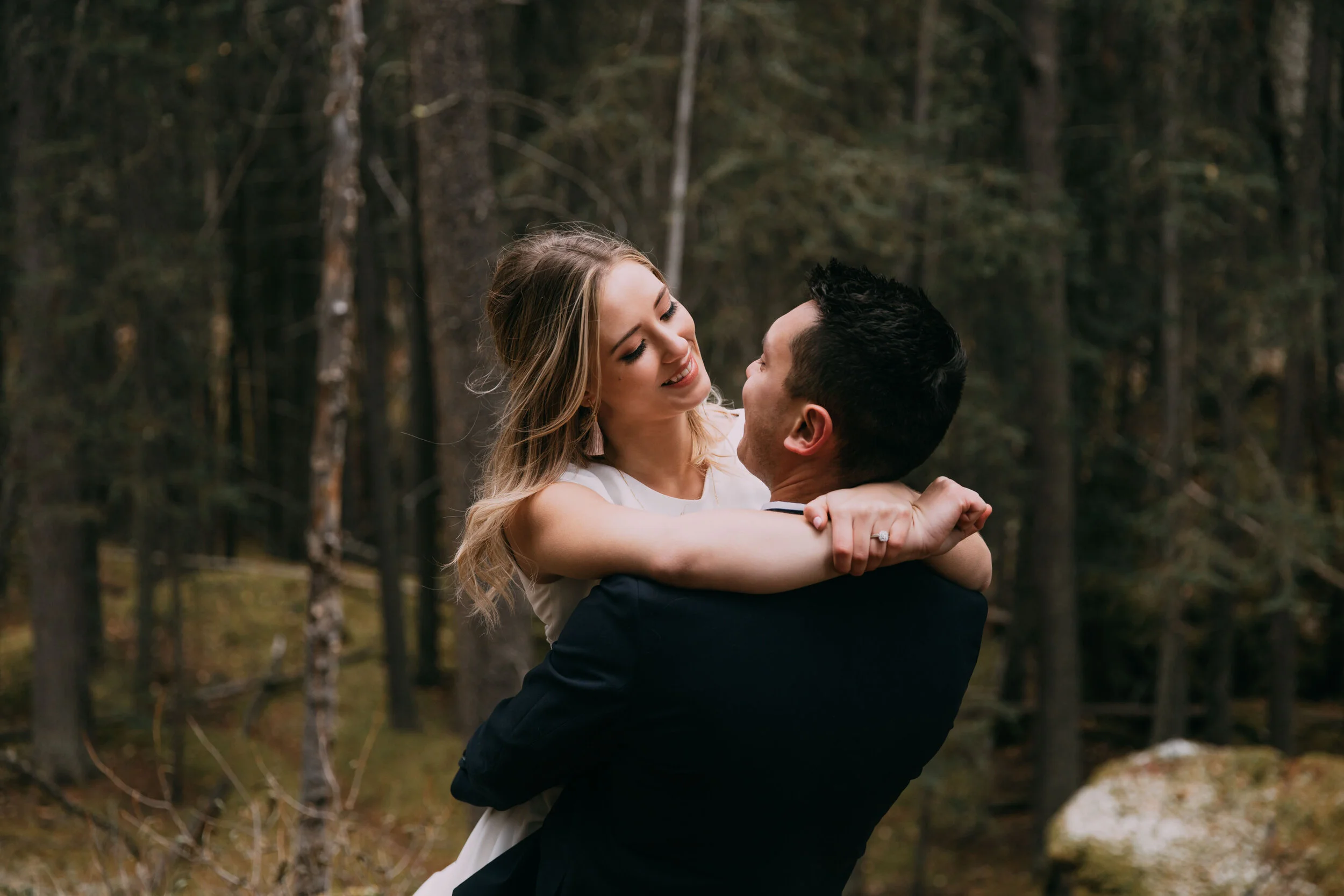 GH Photography Lake Minnewanka Bridal Formals Session-31.jpg