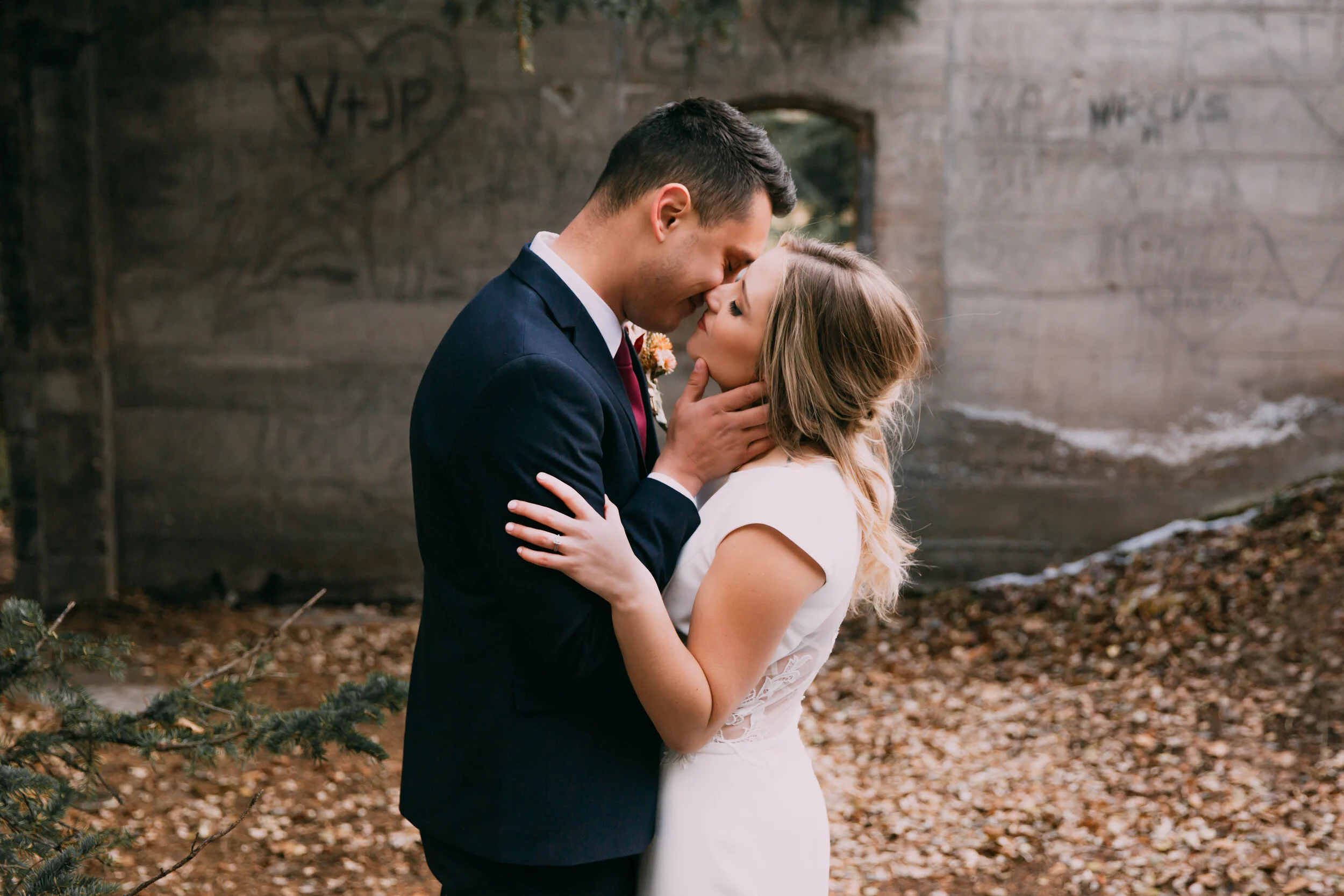 GH Photography Lake Minnewanka Bridal Formals Session-36.jpg