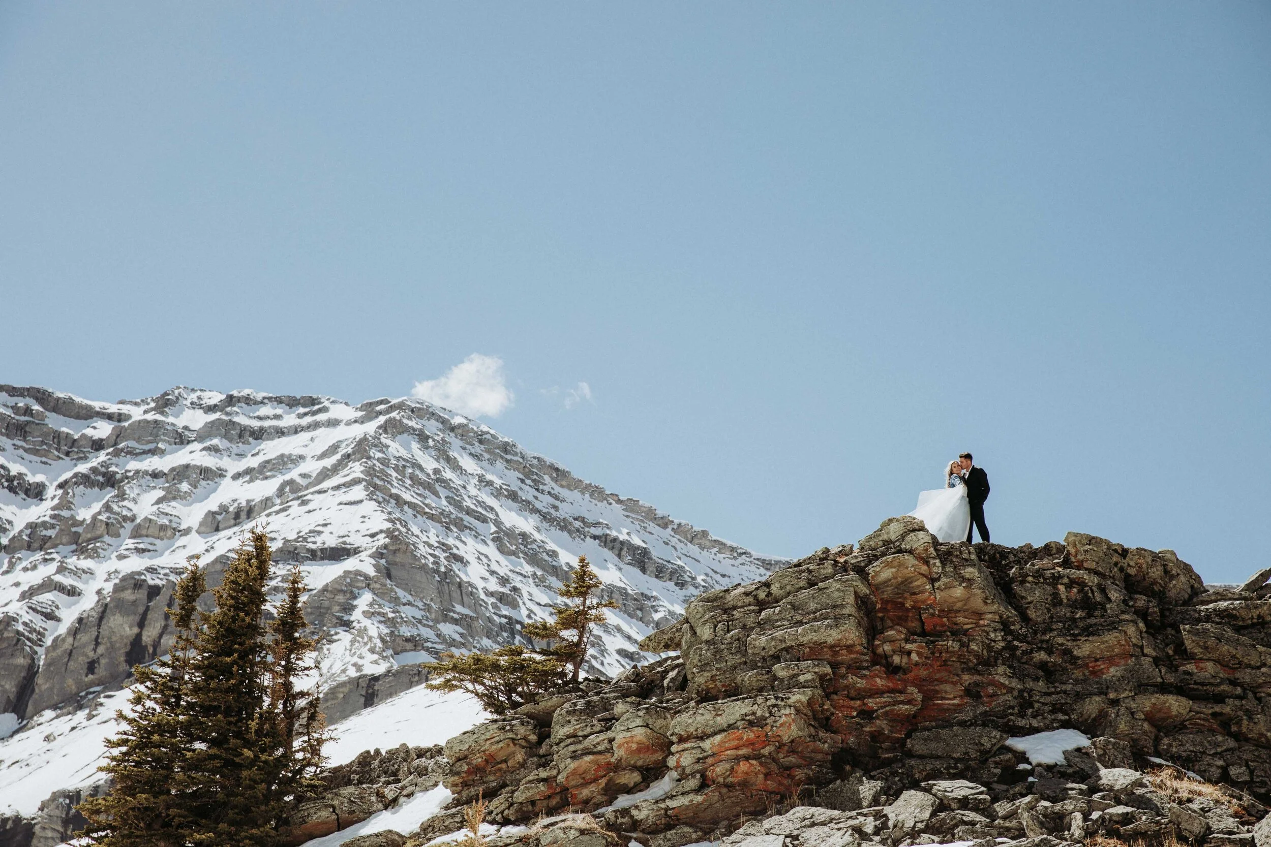 GH Photography Winter Mountain Summit Bridal Formals with Helicopter-30.jpg