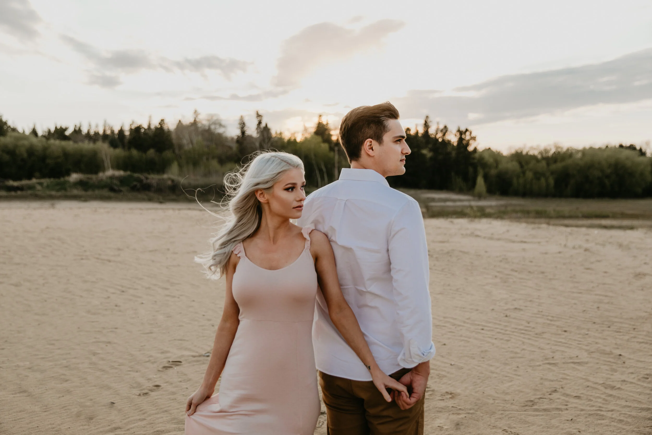 GH Photography Edmonton Engagement Session In Sand Dunes-5.jpg