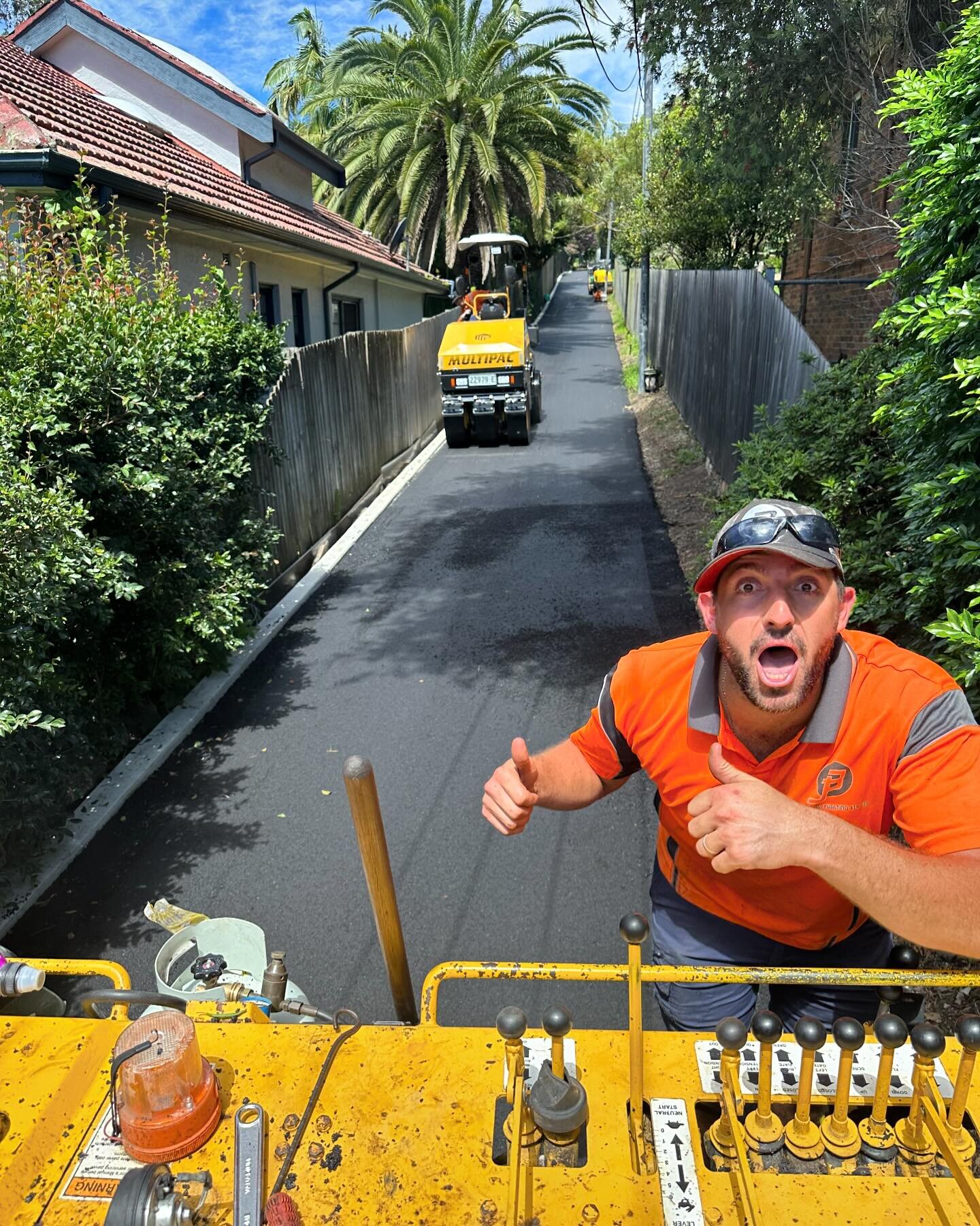 Behold the countenance of &quot;Oh, we're almost there, chaps!&quot; 😂

Bravo fellas! We have conquered a momentous fortnight, and there are yet more grand endeavors on the horizon!... Happy Friday, my fellow merrymakers! 🤘�

#wefinishedchatswood