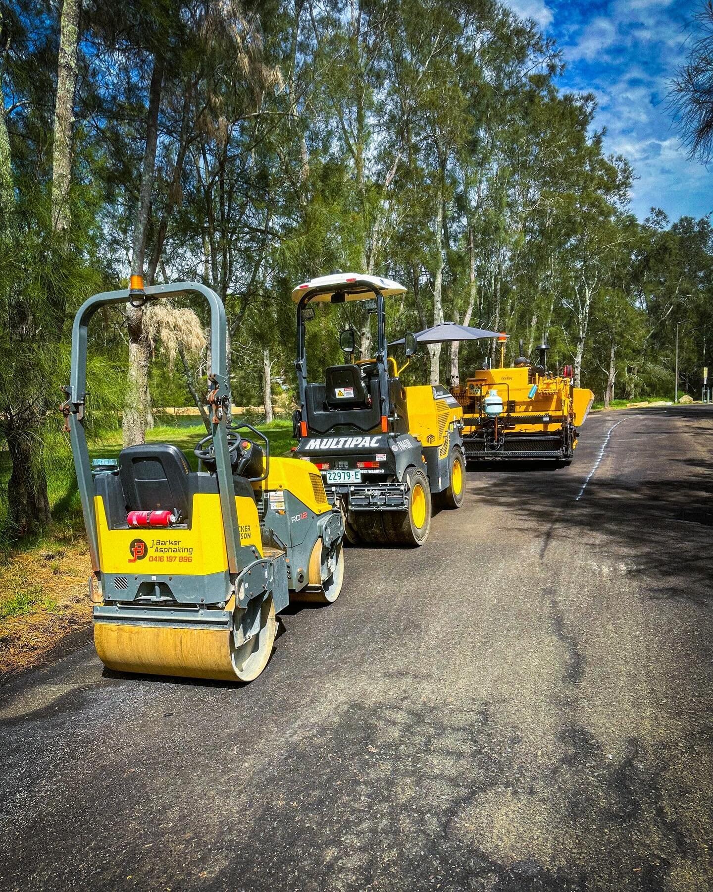 Oh boy, did we feel the scorching heat today! It was like being on a sizzling hot lava bed while operating the old paving machine. I couldn&rsquo;t help but daydream about a future where they invent a paving machine with built-in air conditioning! Wo