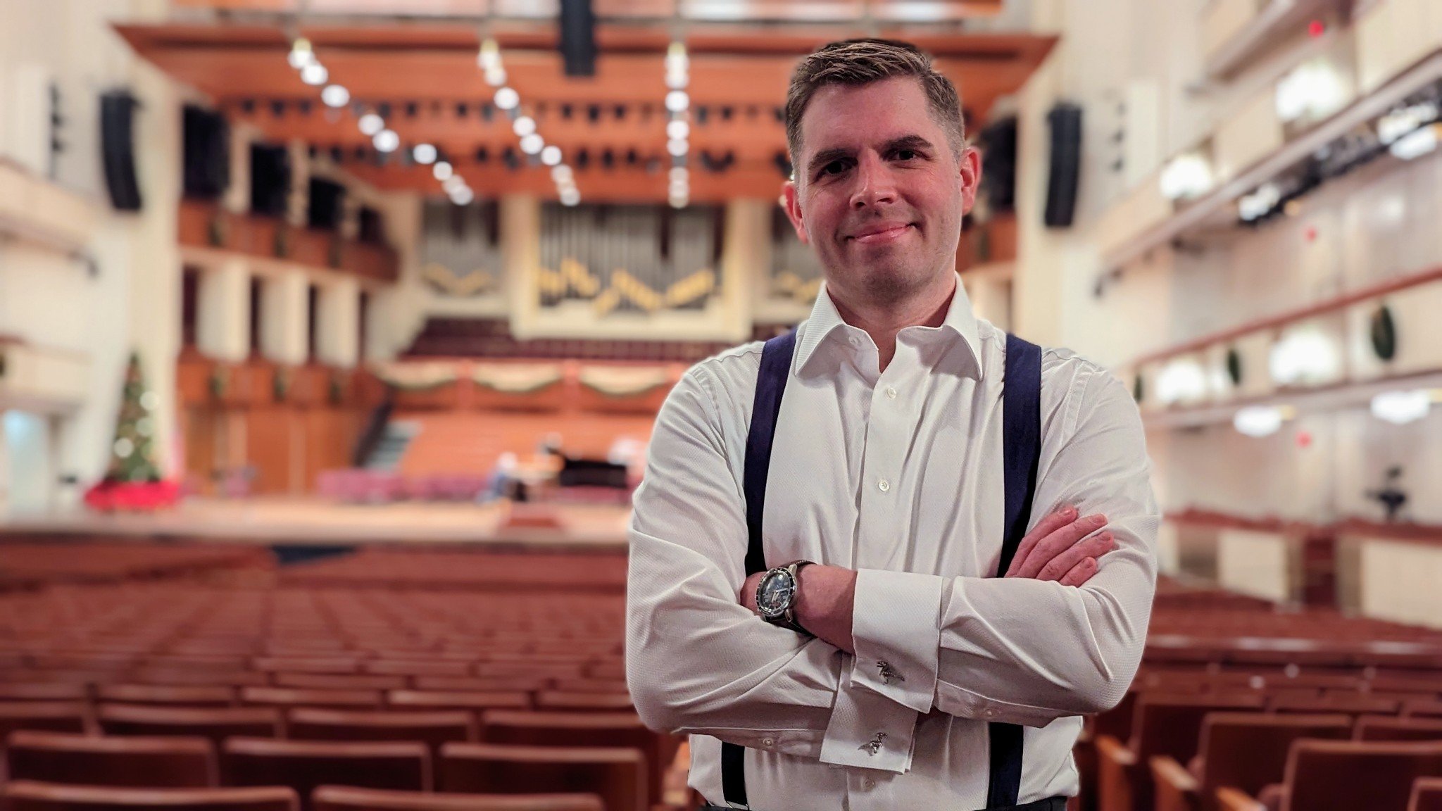 Head Shot at Kennedy Center.jpeg