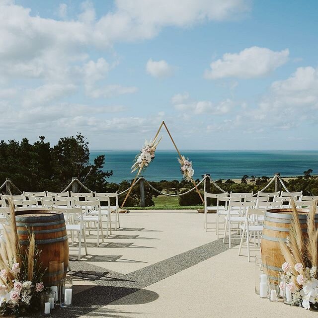 Casting my mind back to last weekend when I married gorgeous Caitlyn and Steve!
.
.
.
#melbourneweddings #valleyloves #coastalwedding #bohowedding