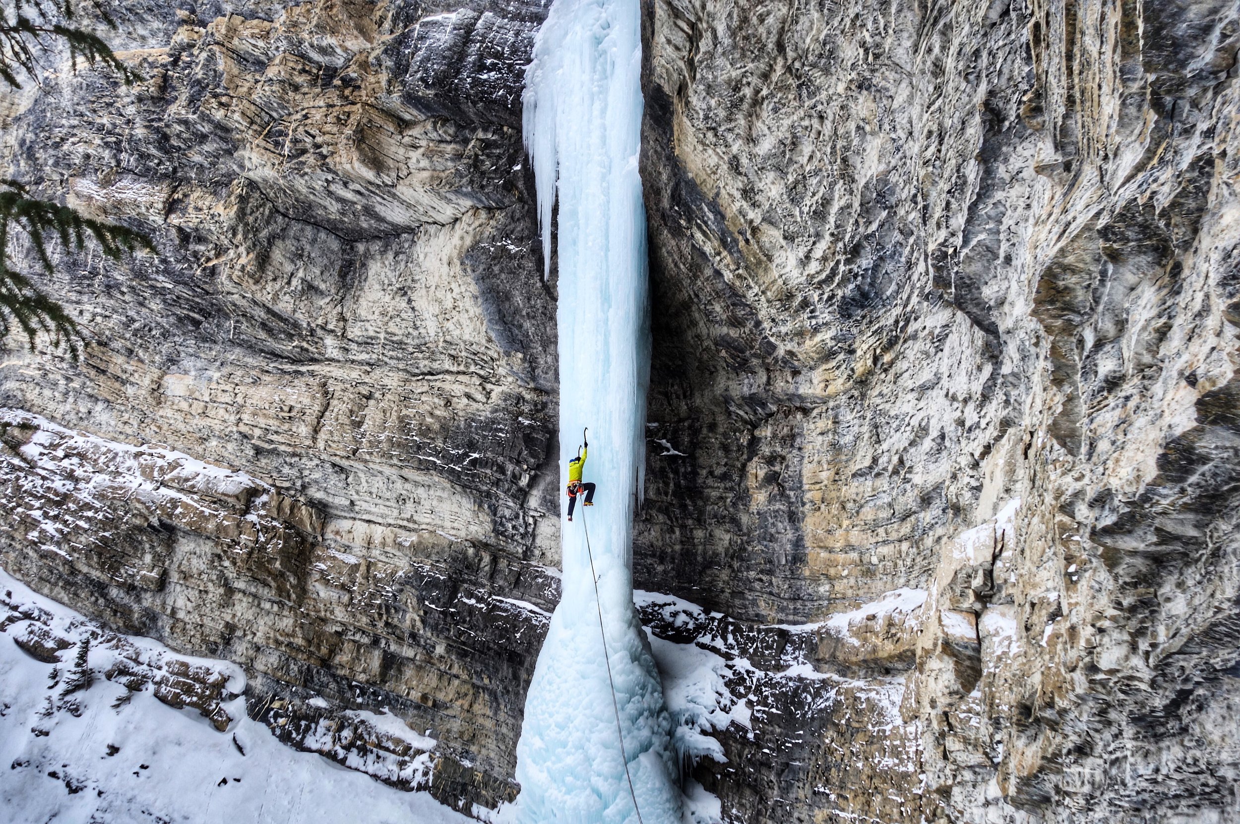 Tanja Schmitt on Shooting Star, Canada - Photo by Matthias Scherer