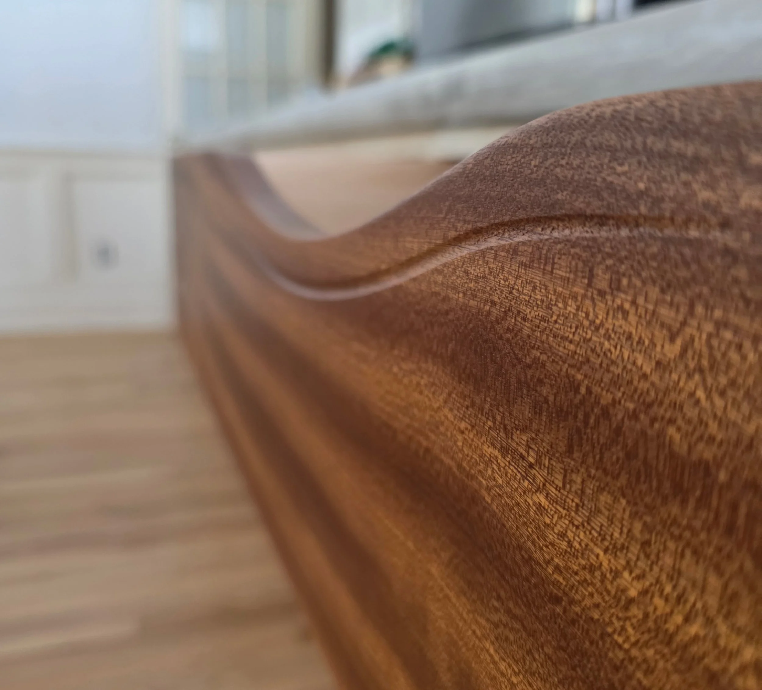 Choosing a Cabinet Finish That Lasts