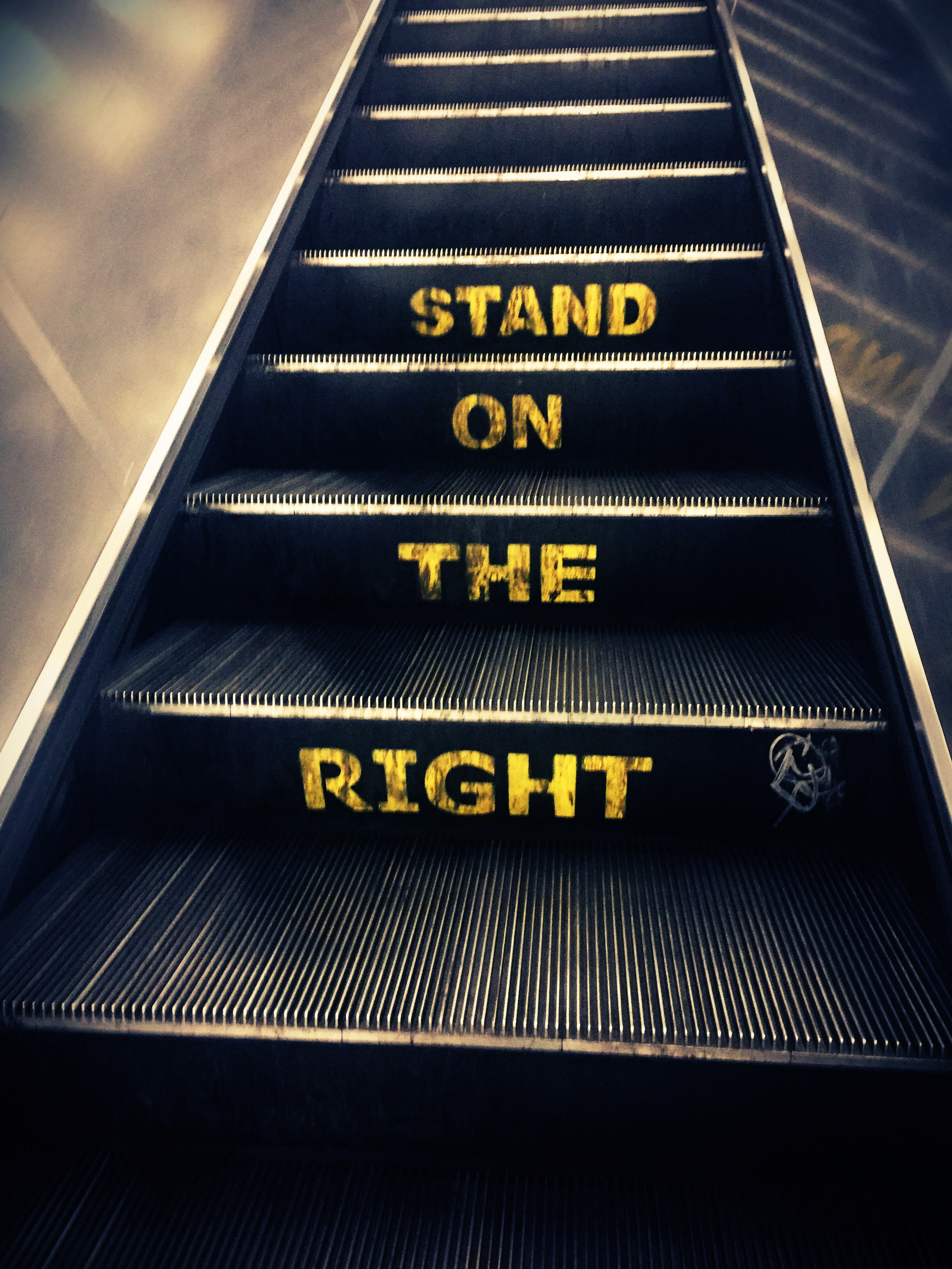 Stand.