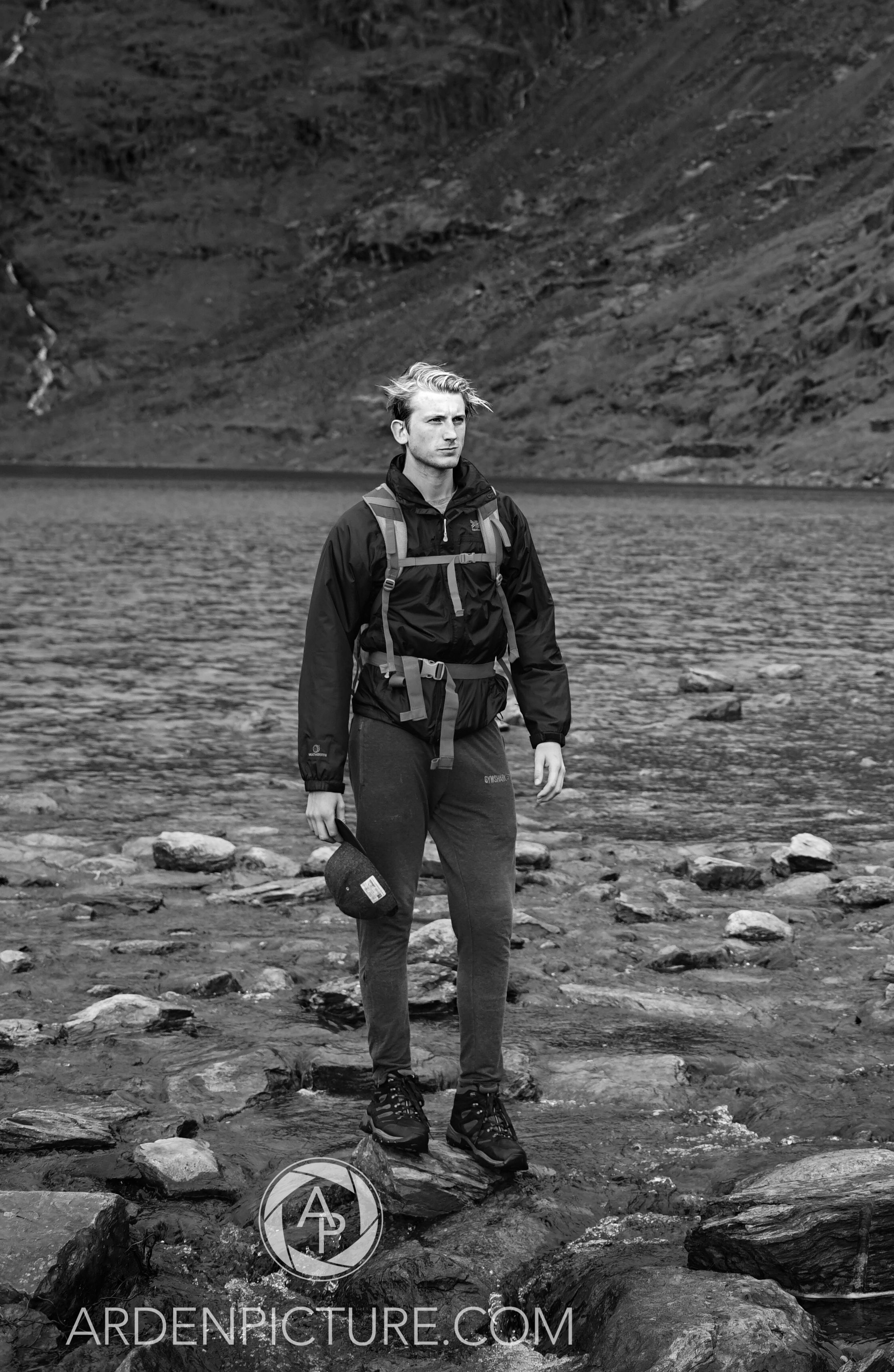 TOM BNW CROP.jpeg