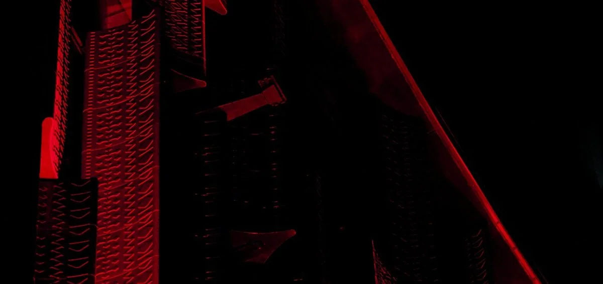 pillars neon black red.jpg