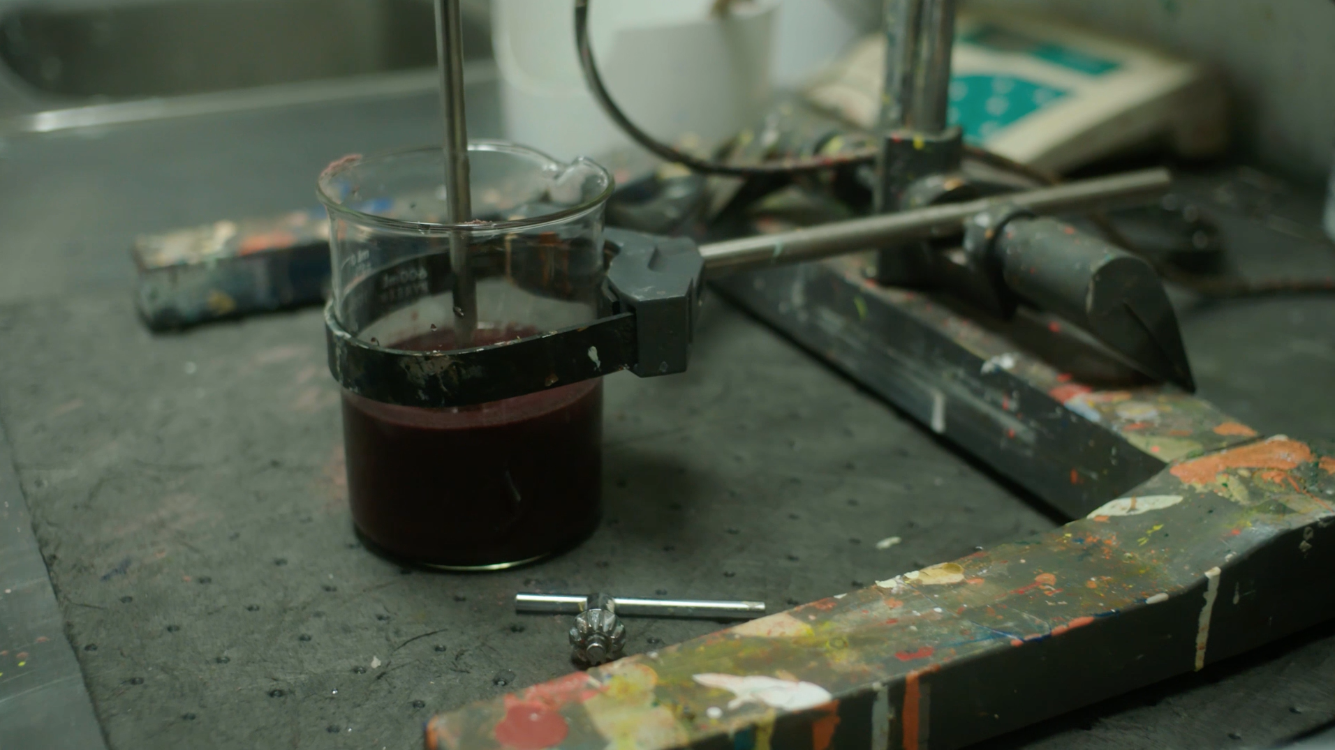 The pigments were mixed with acrylic binders and turned into paint. In collaboration with Golden Paints.