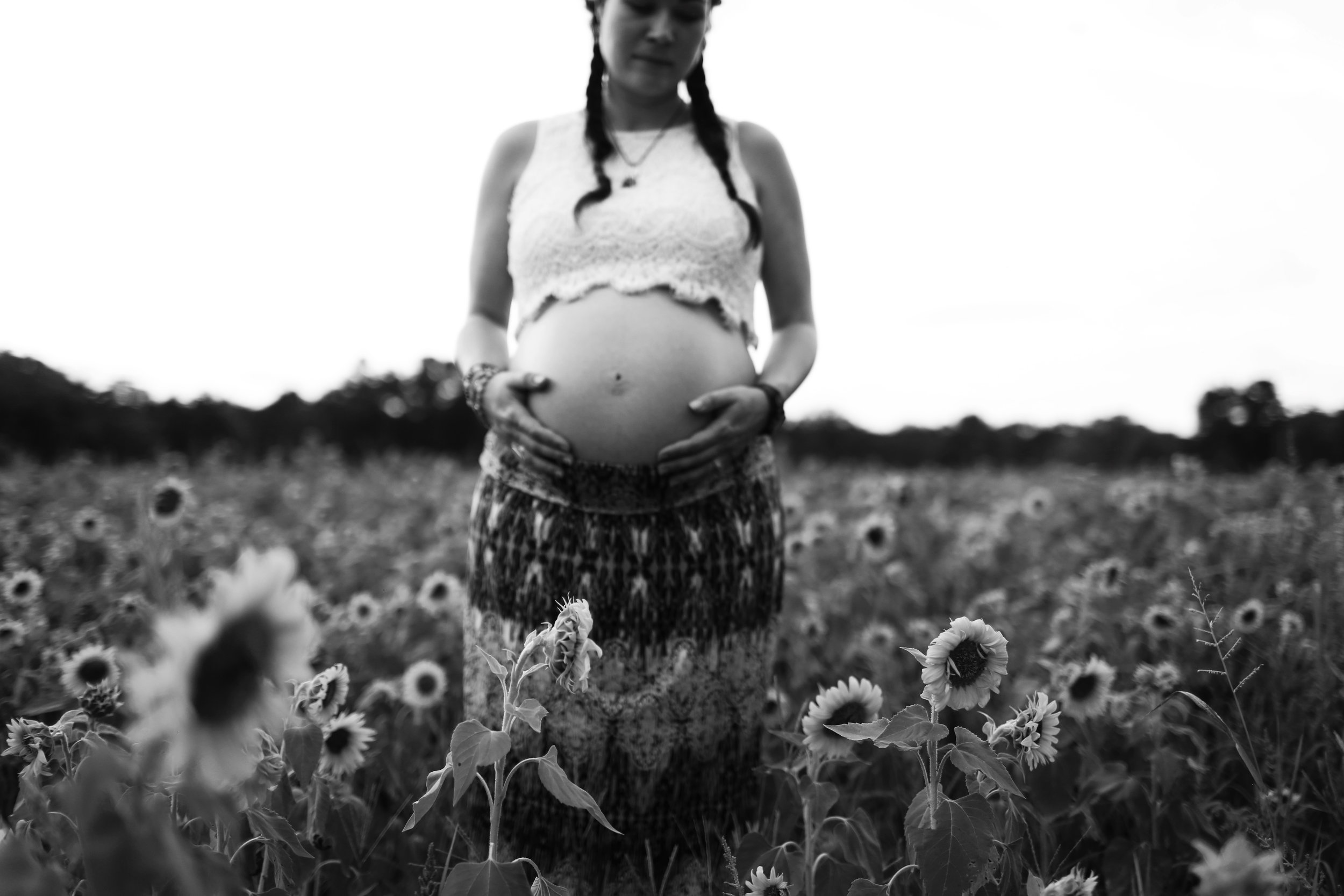 DARLING_LILLY_39 WEEKS_2.jpg