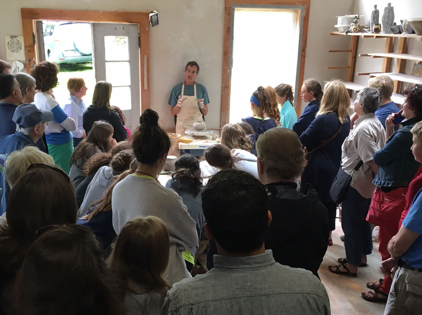  Mark demonstrating at Stonepool Pottery studio during Hilltown 6 Pottery Tour 2017