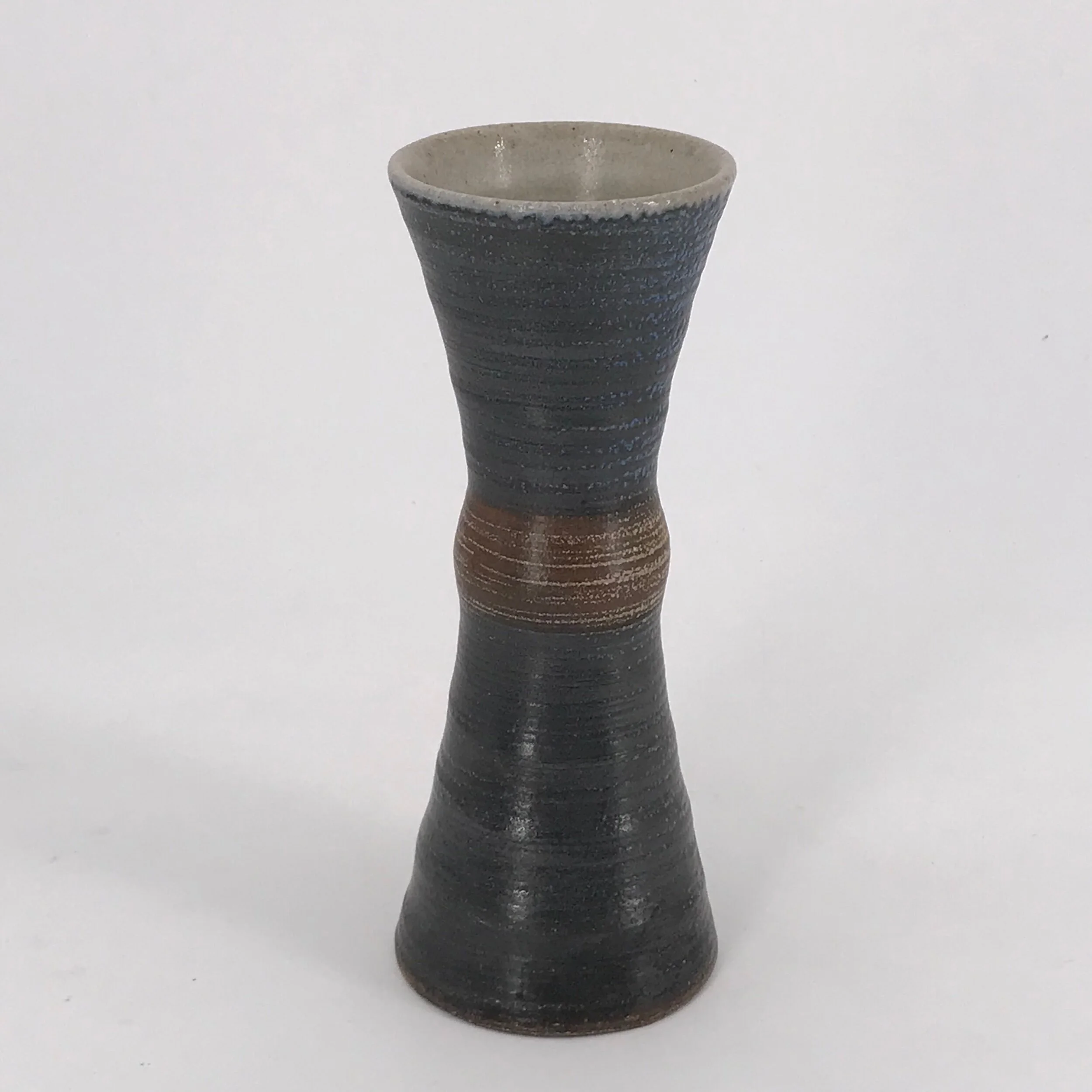 B9242EE2-648E-4C3E-9DEC-C6239B58F75A