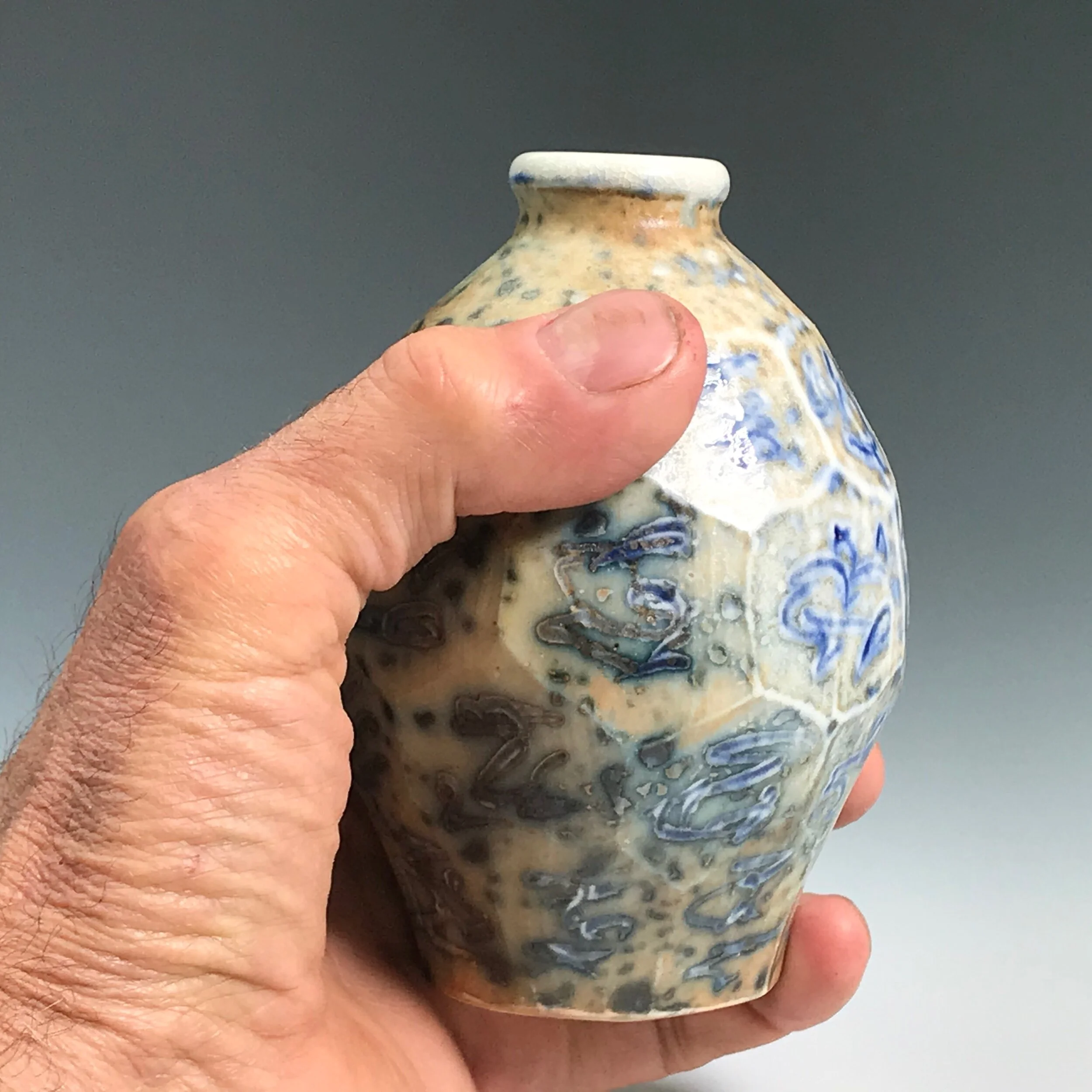 0EE22DA0-EBBA-4D87-8DA6-79838ABEB632