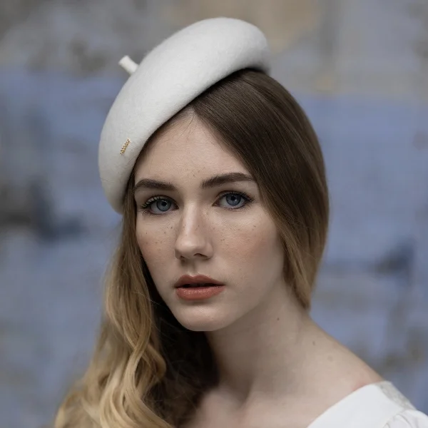 Béret Femme En Feutre à Motifs Floraux Et Strass - Chapeau Bibi élégant Vintage - Taille Unique - Parfait Soirée, Cocktail, Fête