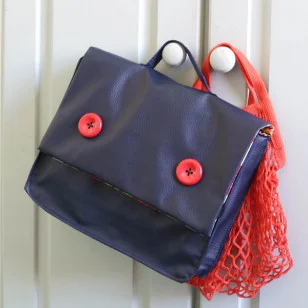 cartable_bleu_marine_4__s.jpg