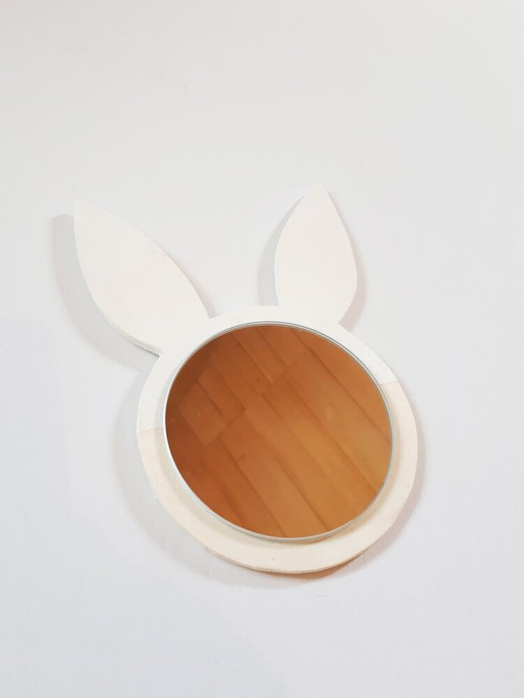 Miroir lapin en bois pour chambre d'enfant une déco sympa