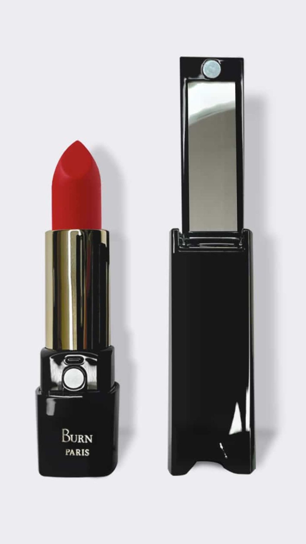 un rouge à lèvres rouge vif intense dans un écrin de luxe rechargeable avec miroir