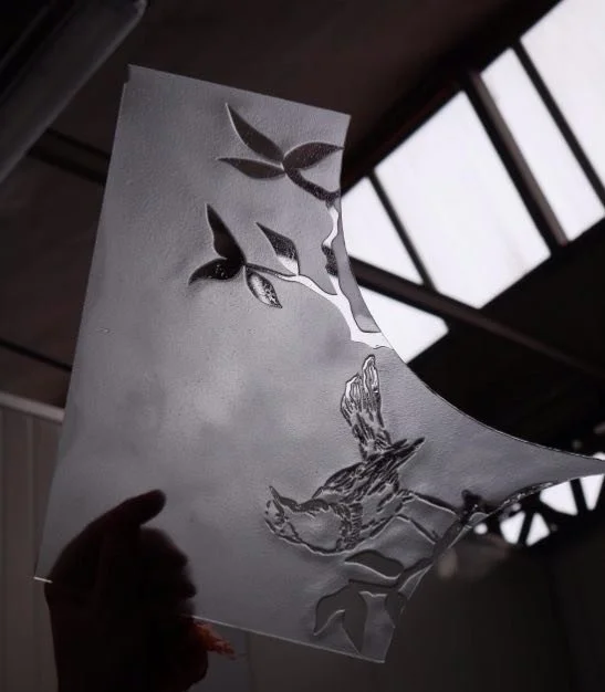 Vitrail inspiration végétale, création d'art verrier