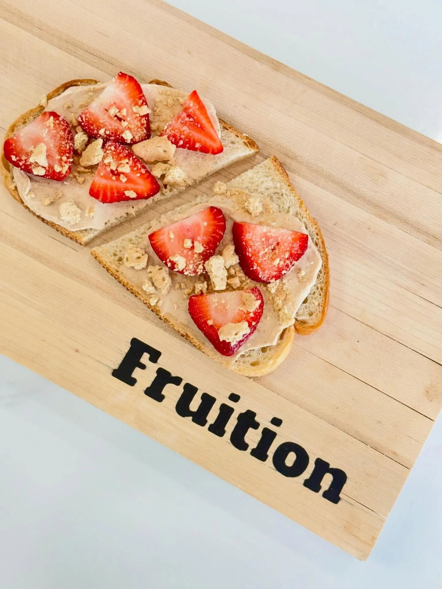 The countdown to our summer menu continues! Ft. our strawberry cheesecake toast🍓🍰 

Brown sugar cream cheese, strawberries, graham cracker crumbs✨