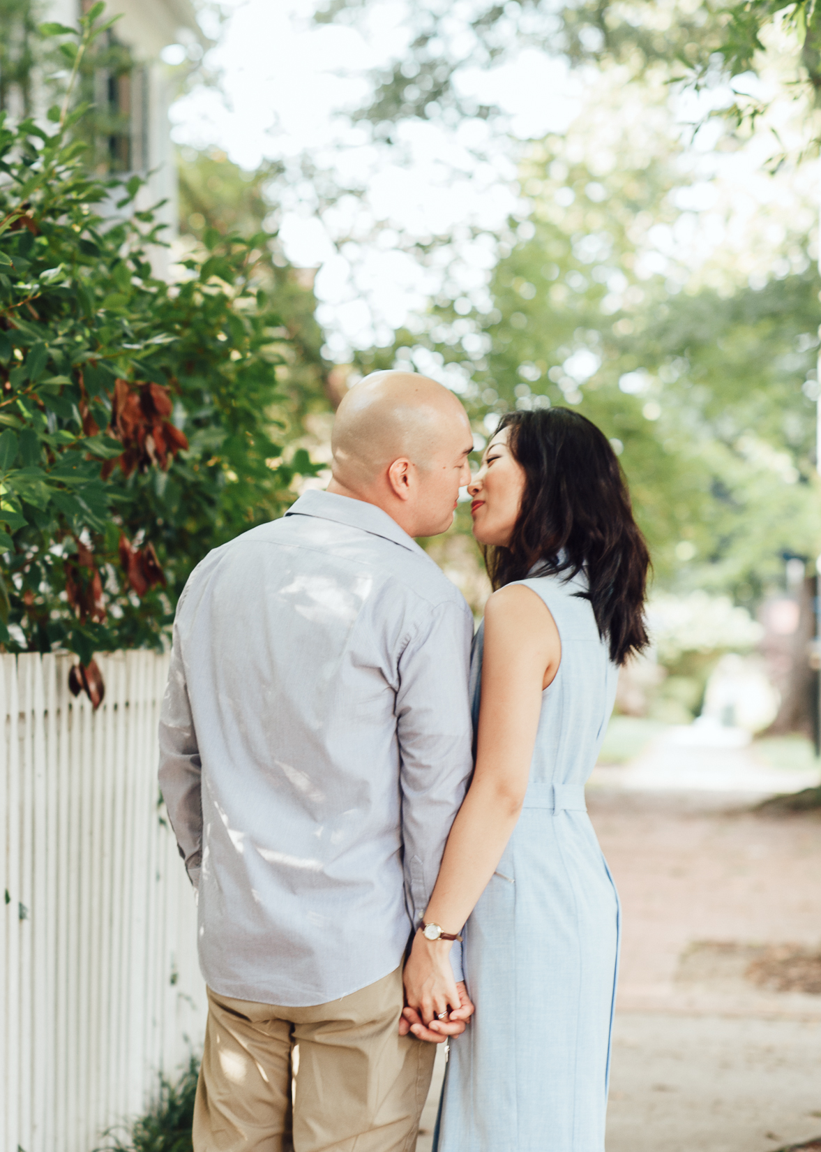 engagement_downtown_fredericksburg_virginiaweddingphotographer_youseephotography_HelenPaul (6).jpg