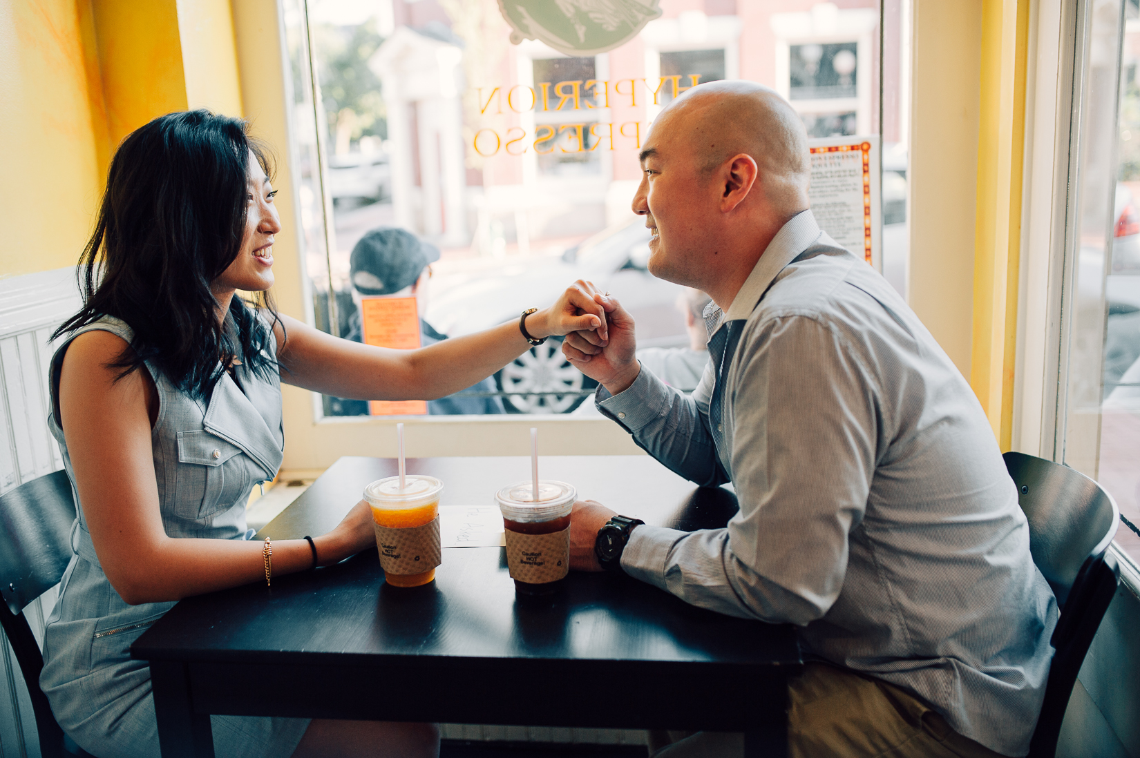 engagement_downtown_fredericksburg_virginiaweddingphotographer_youseephotography_HelenPaul (10).jpg