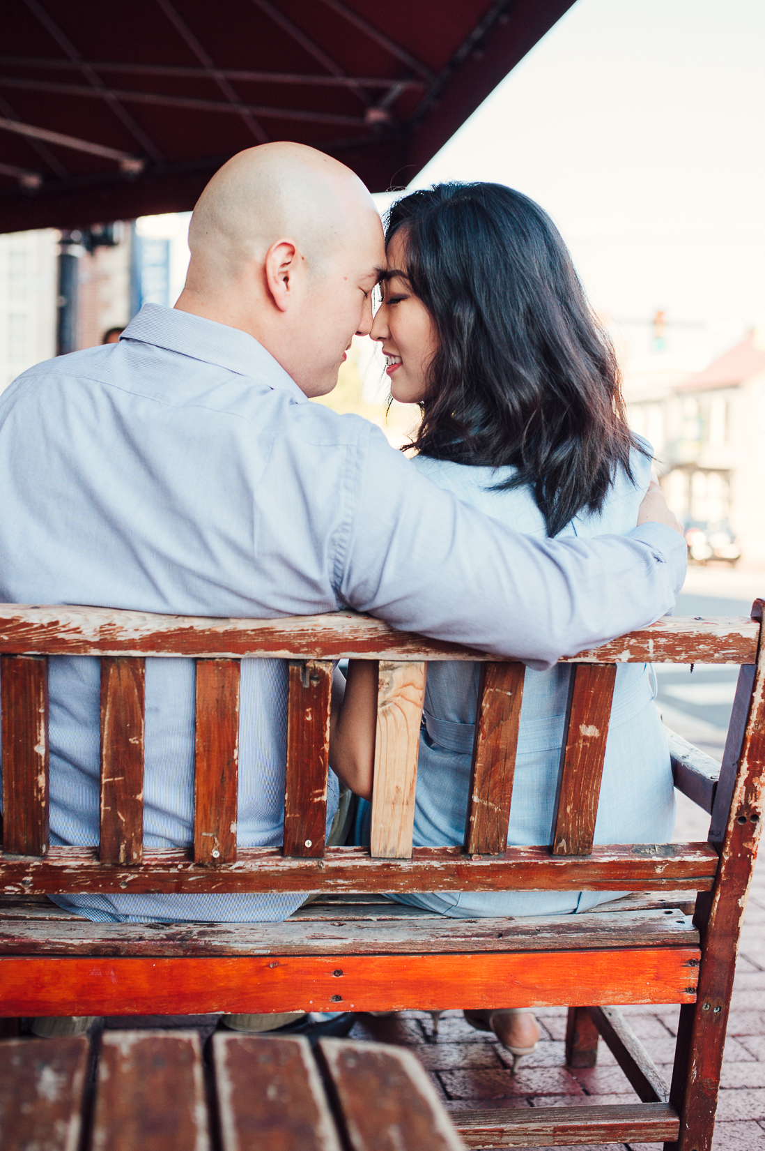 engagement_downtown_fredericksburg_virginiaweddingphotographer_youseephotography_HelenPaul (14).jpg