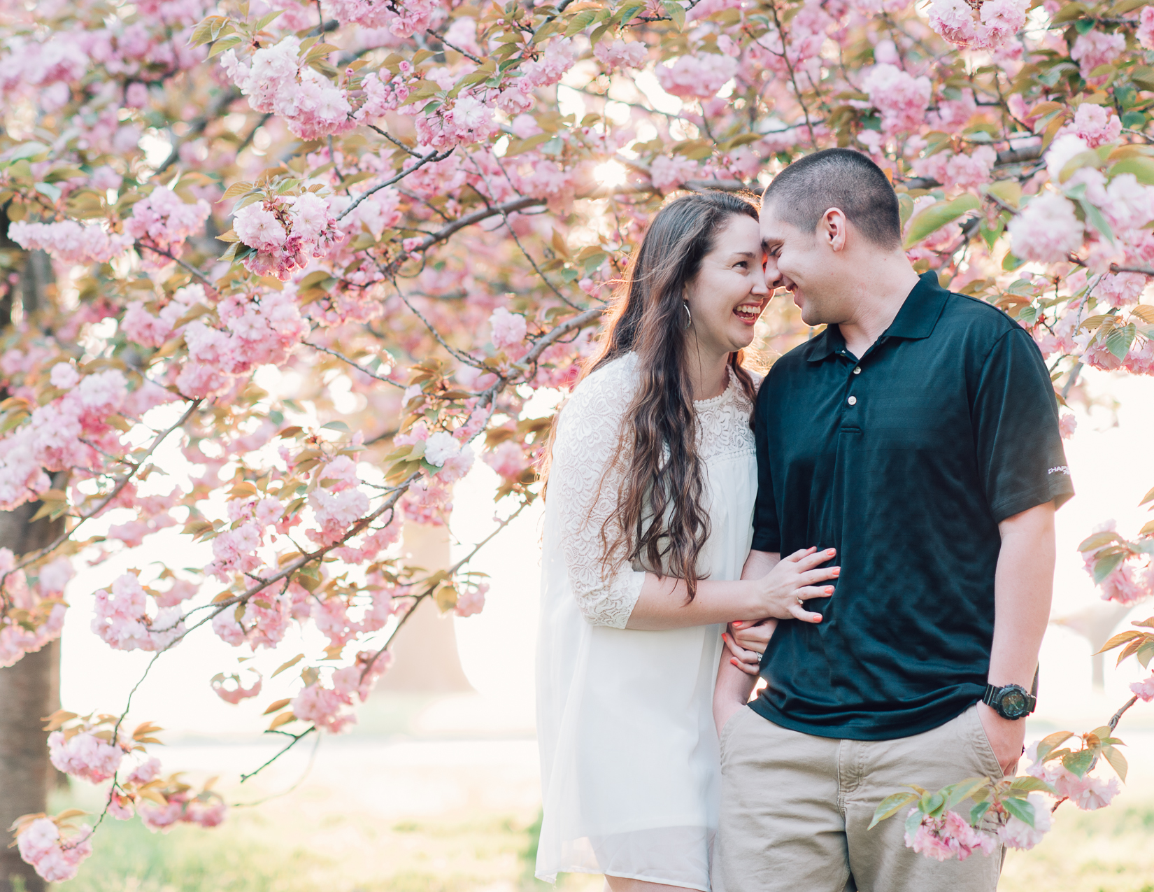 engagement_cherryblossoms_virginiaweddingphotographer_JanieHunter (12).jpg