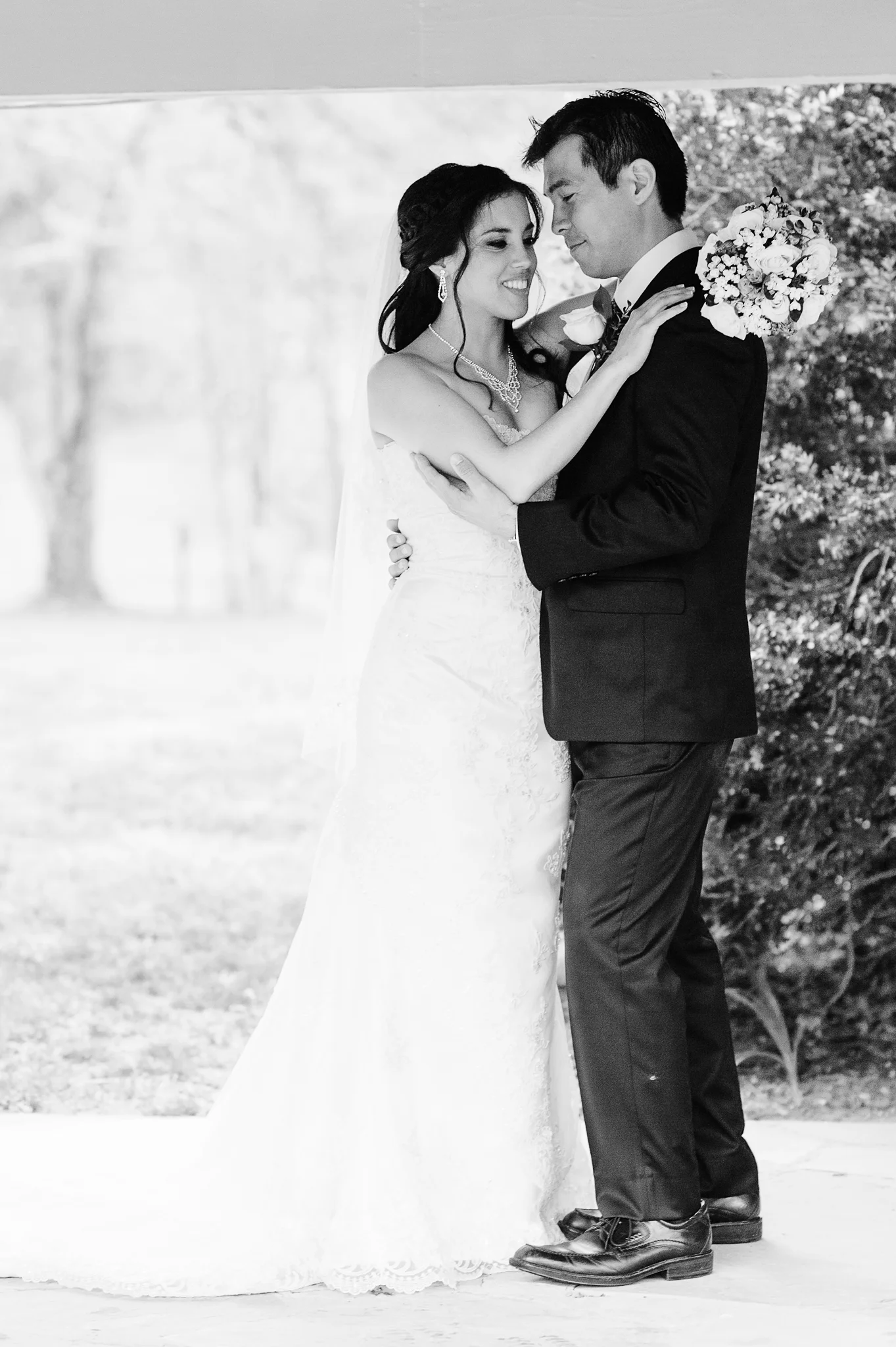 virginiawedding_rainwedding_CabellsMill_youseephotography_LizBen(18).jpg