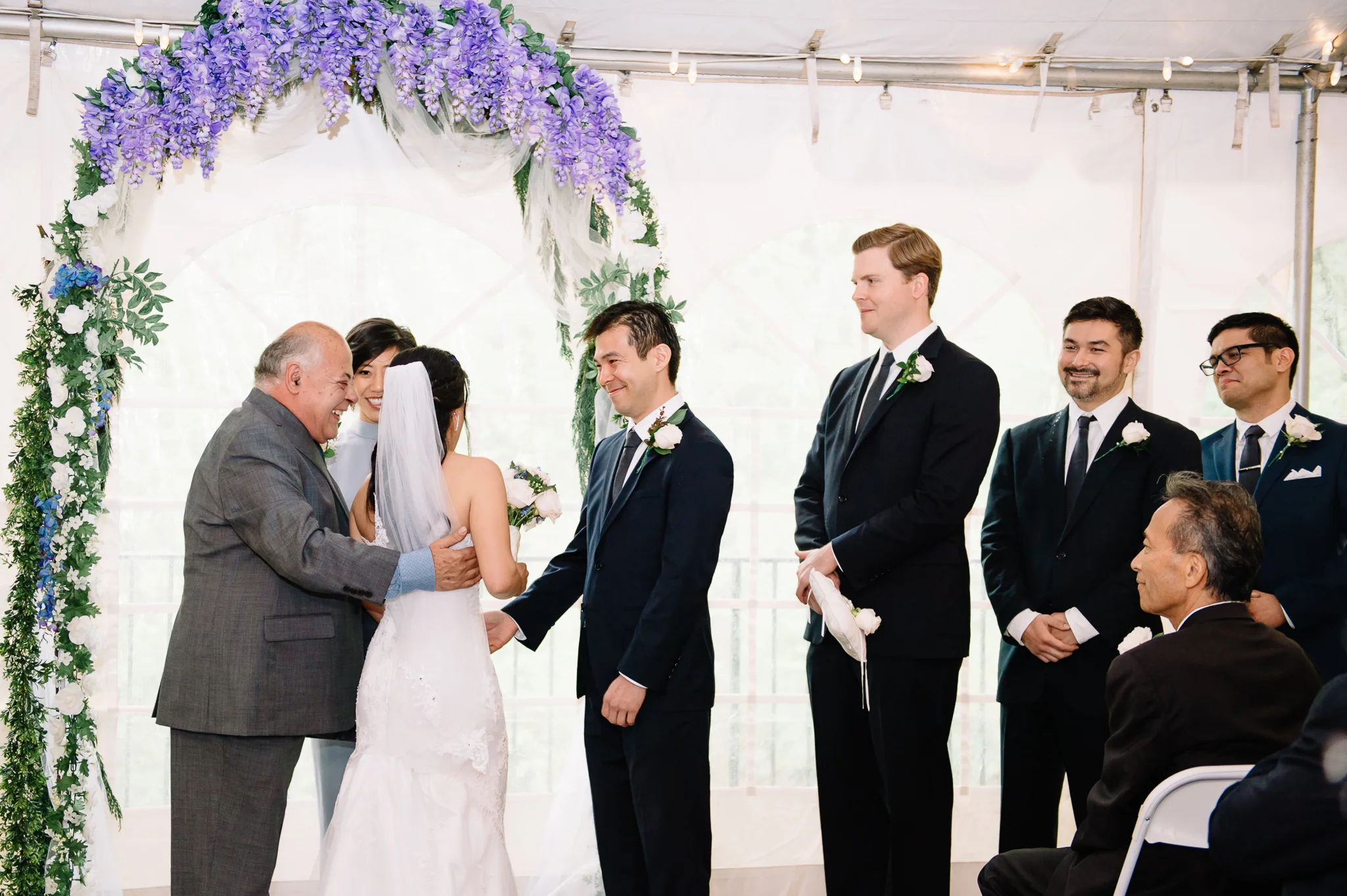 virginiawedding_rainwedding_CabellsMill_youseephotography_LizBen(32).jpg