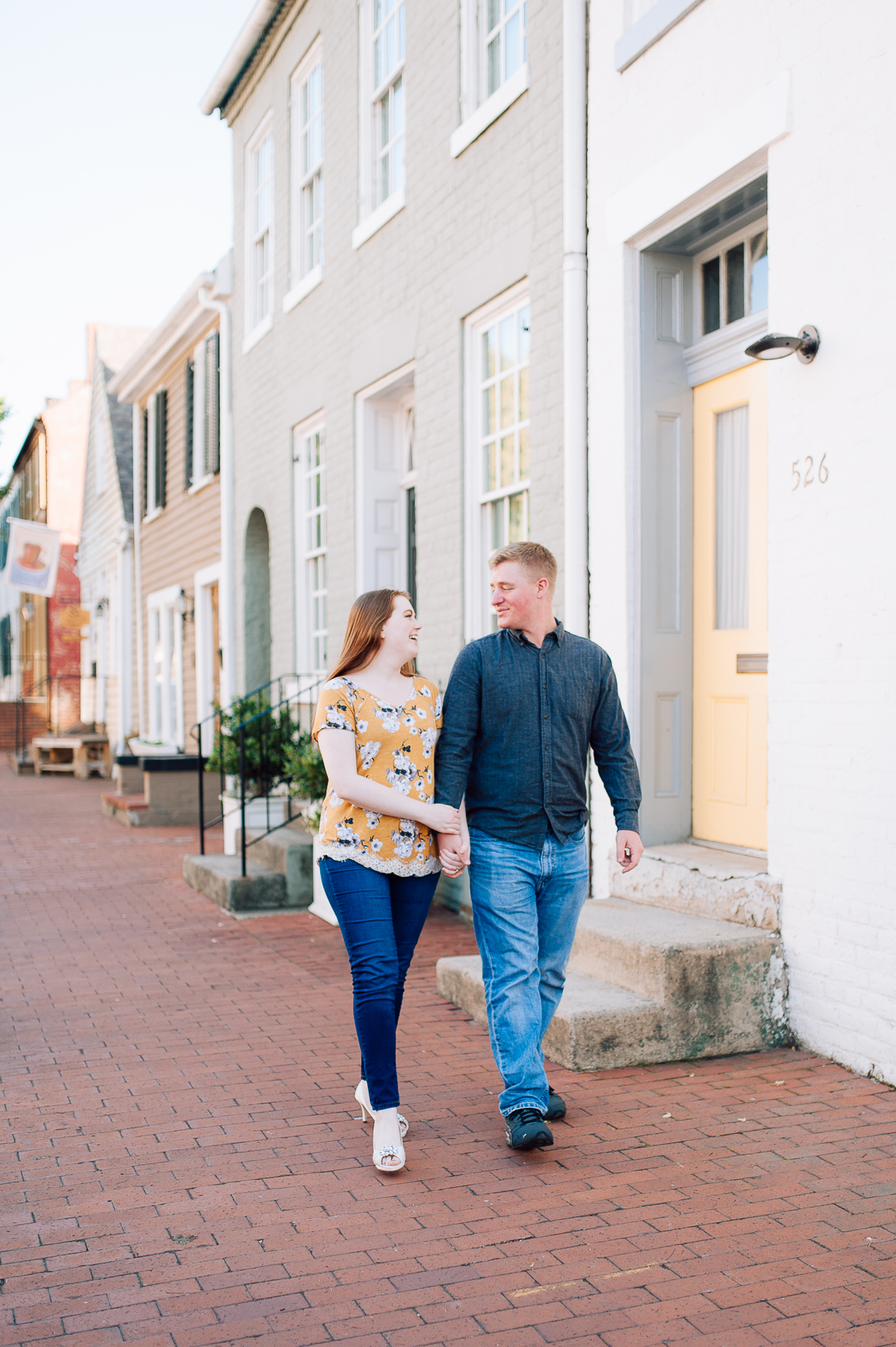 engagement_downtown_fredericksburg_virginiaweddingphotographer_youseephotography_ErinBrad (8).jpg