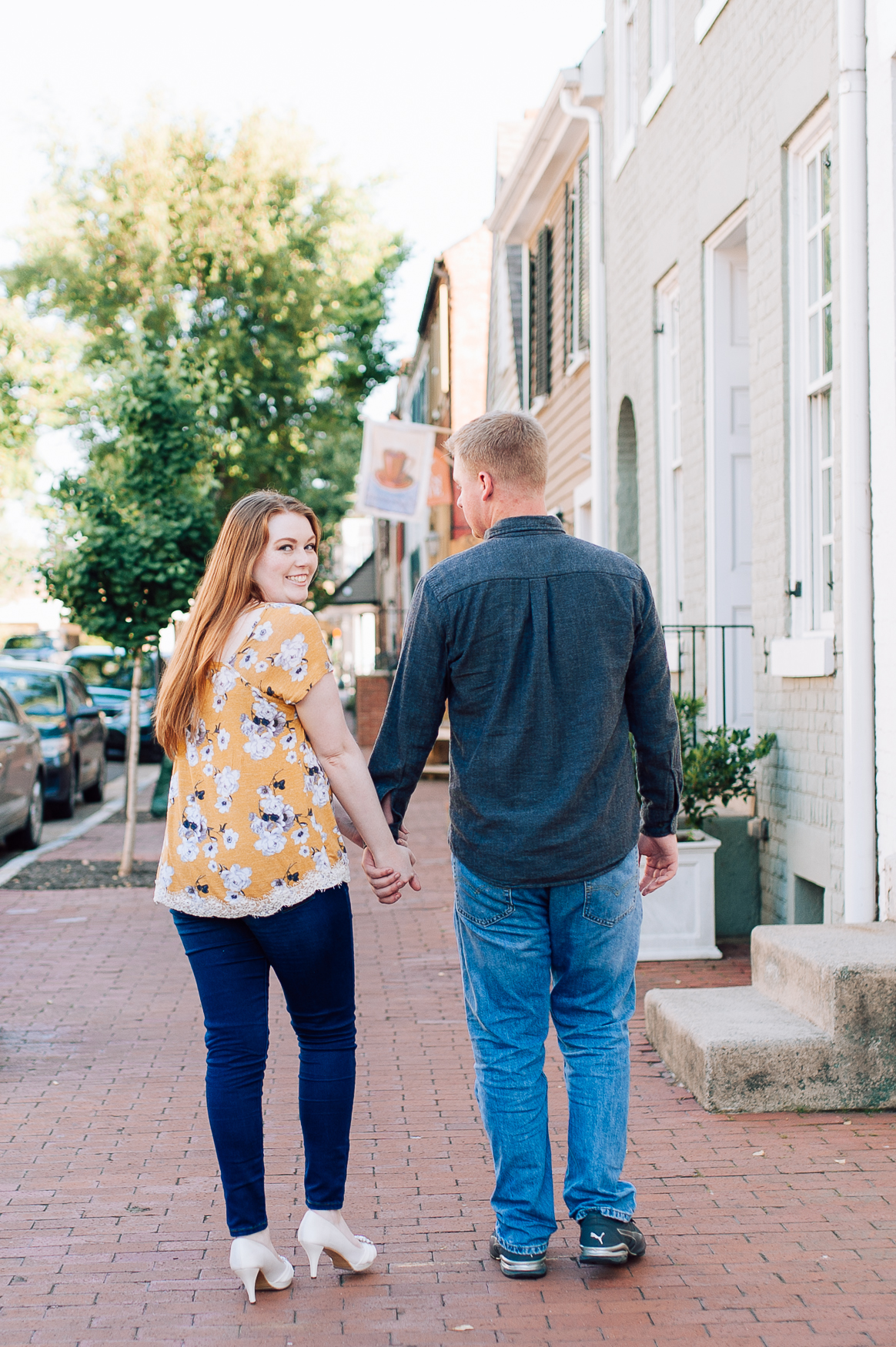 engagement_downtown_fredericksburg_virginiaweddingphotographer_youseephotography_ErinBrad (9).jpg