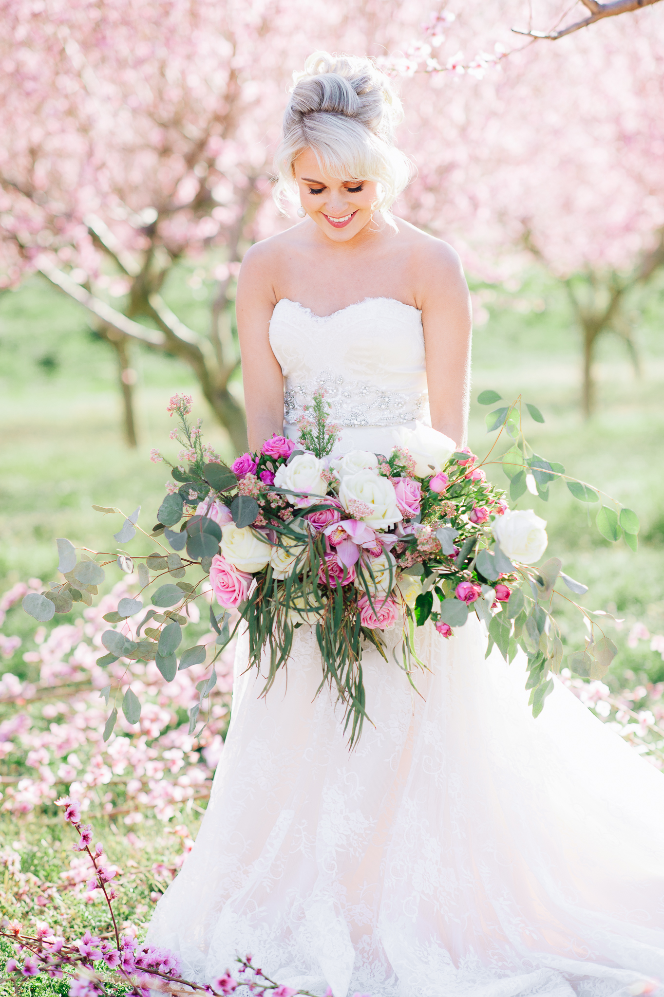 youseephotography_virginia_styledshoot_springwedding_blossoms  (15).jpg