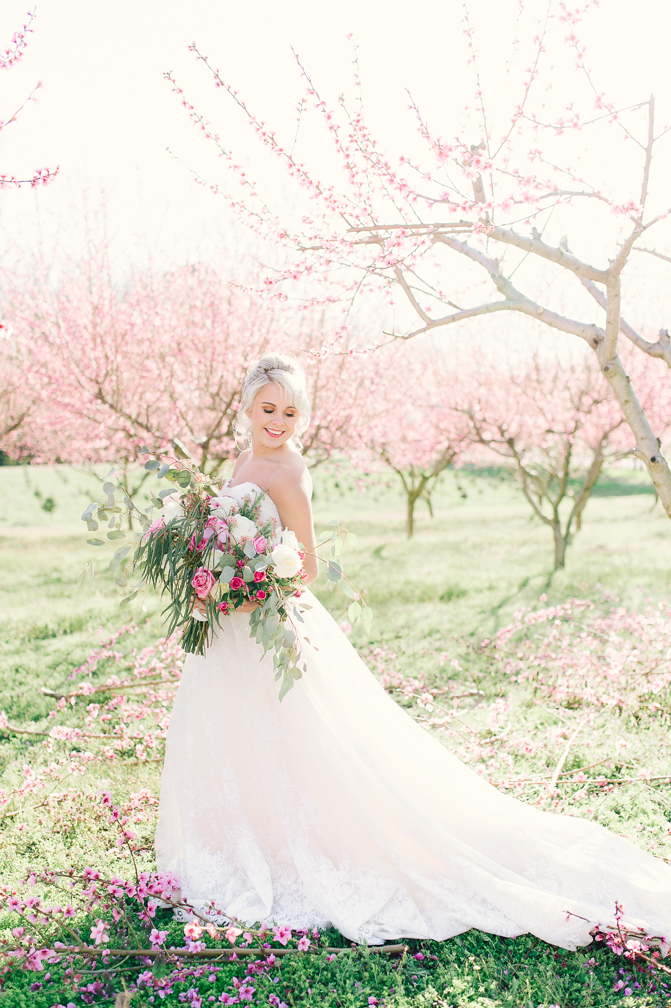 youseephotography_virginia_styledshoot_springwedding_blossoms  (19).jpg