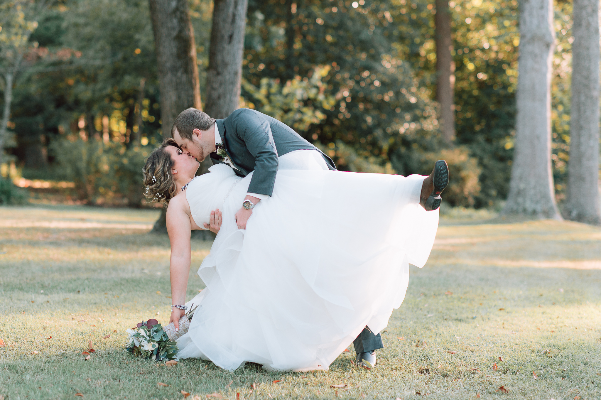 youseephotography_virginiawedding_fall_WallaceManor_EmilyCody (85).jpg