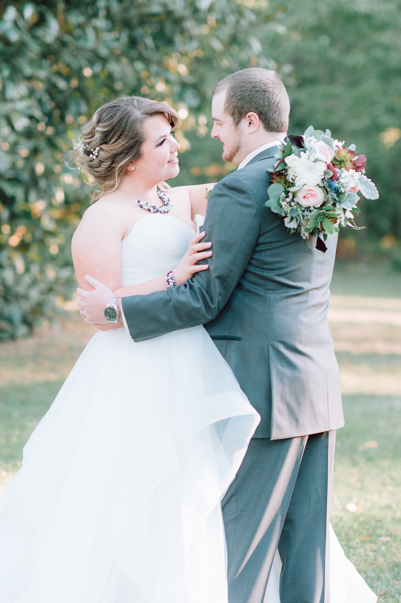 youseephotography_virginiawedding_fall_WallaceManor_EmilyCody (90).jpg