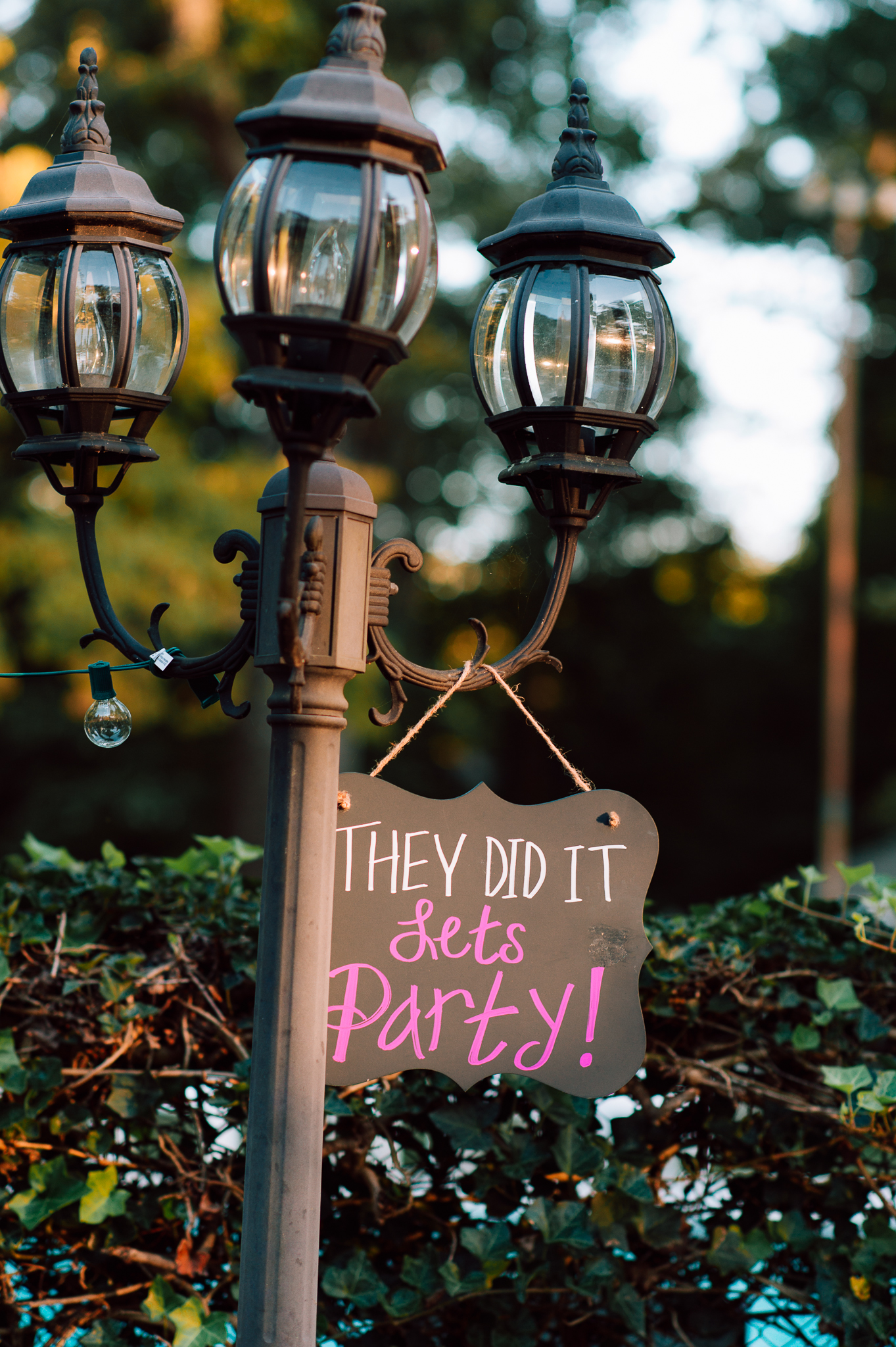 youseephotography_virginiawedding_fall_WallaceManor_EmilyCody (98).jpg