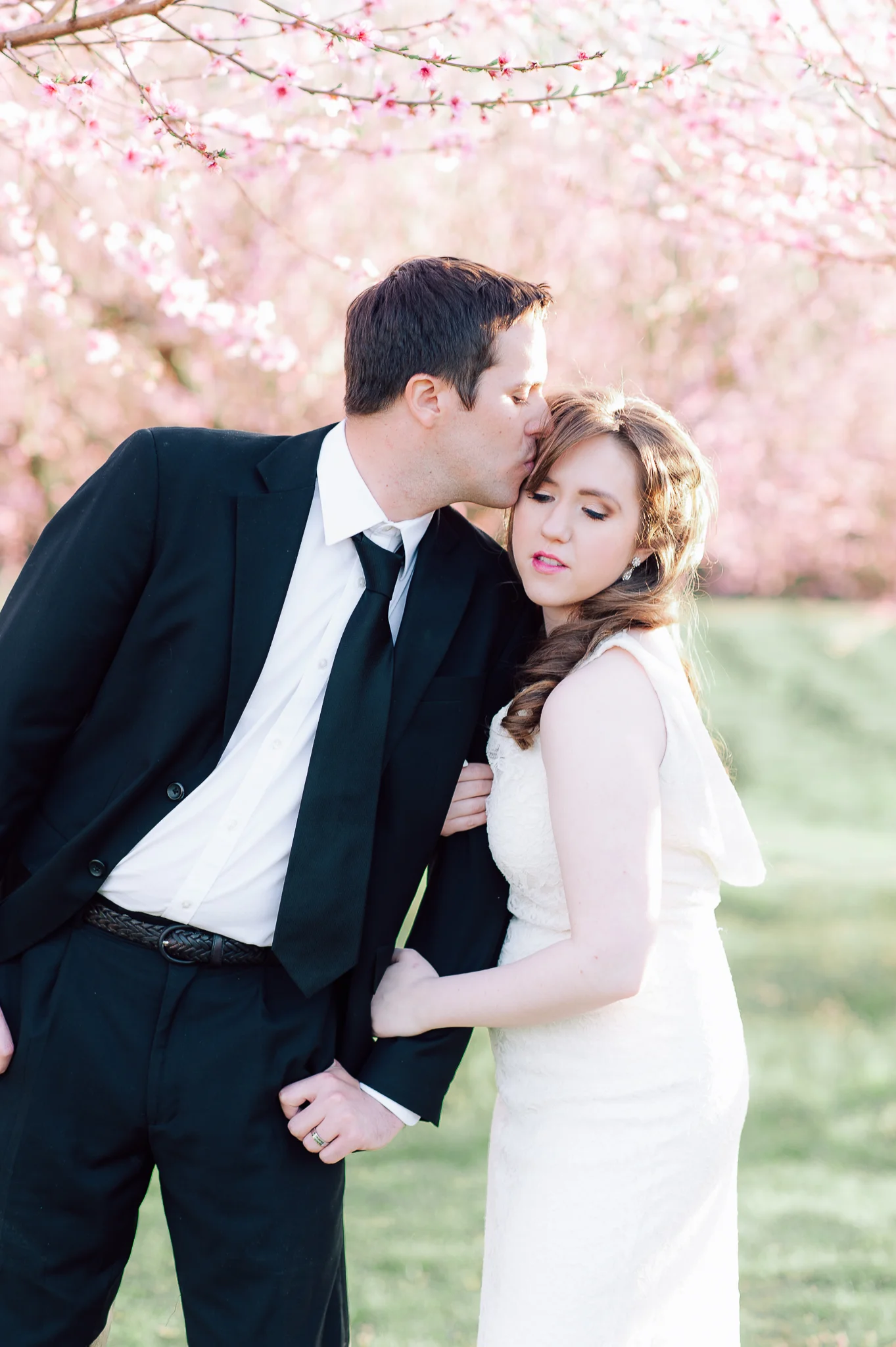 springwedding_cherryblossoms_virginiaphotographer_youseephotography_styledshoot (554).jpg