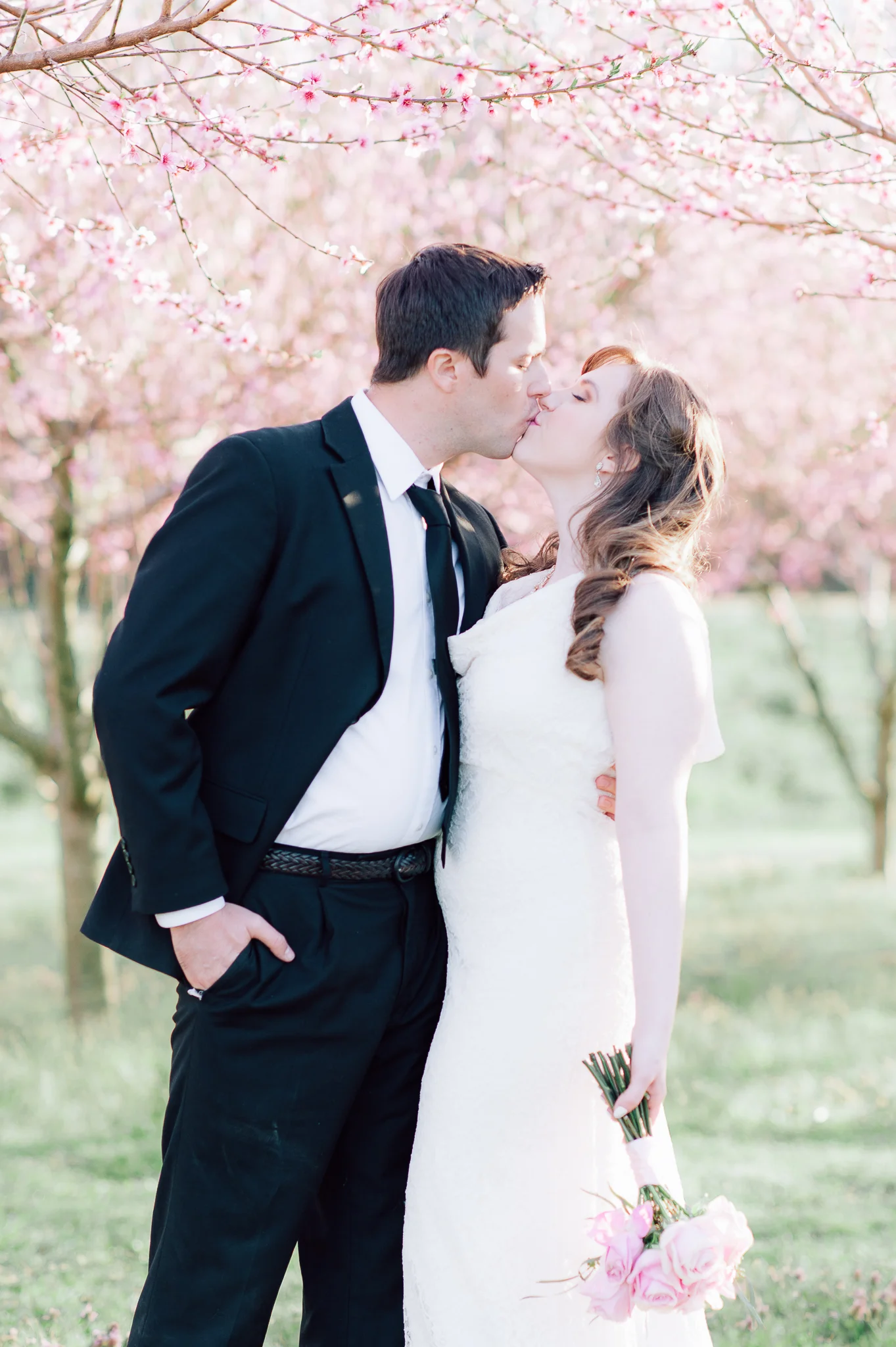 springwedding_cherryblossoms_virginiaphotographer_youseephotography_styledshoot (570).jpg