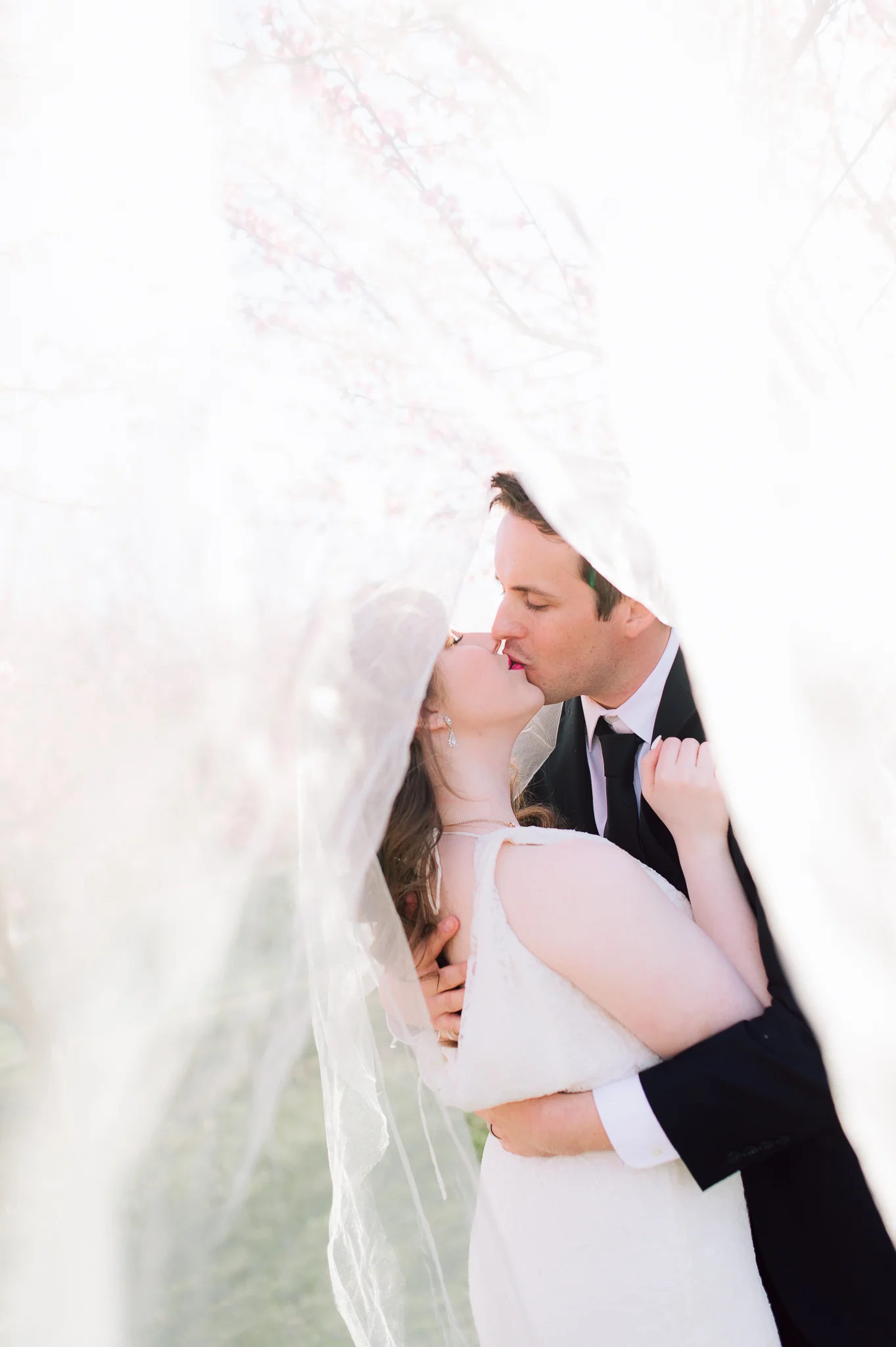 springwedding_cherryblossoms_virginiaphotographer_youseephotography_styledshoot (607).jpg