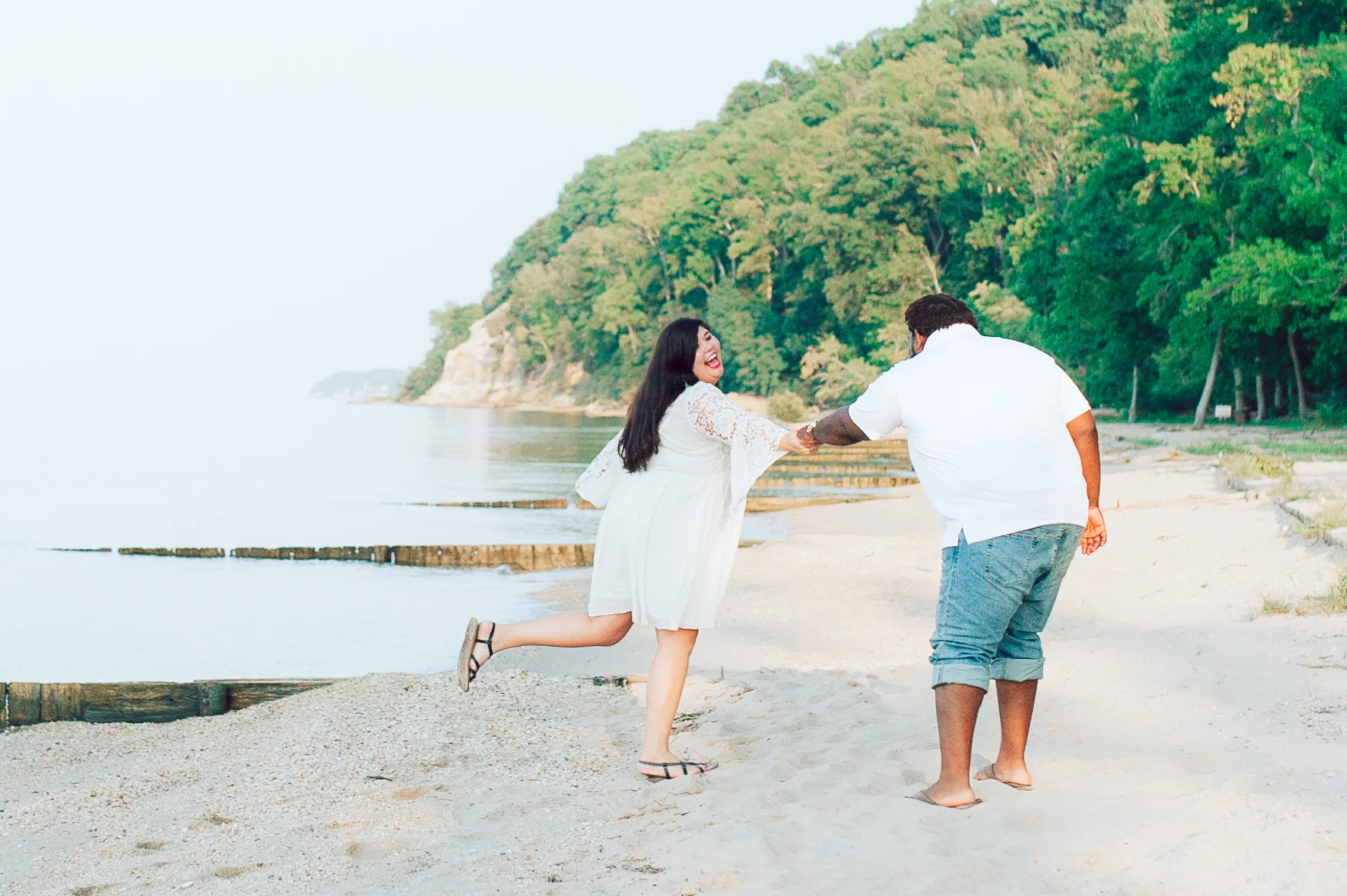 engagement_fredericksburg_virginiaweddingphotographer_beachphotos_youseephotography_DanielleQuintas (27).jpg